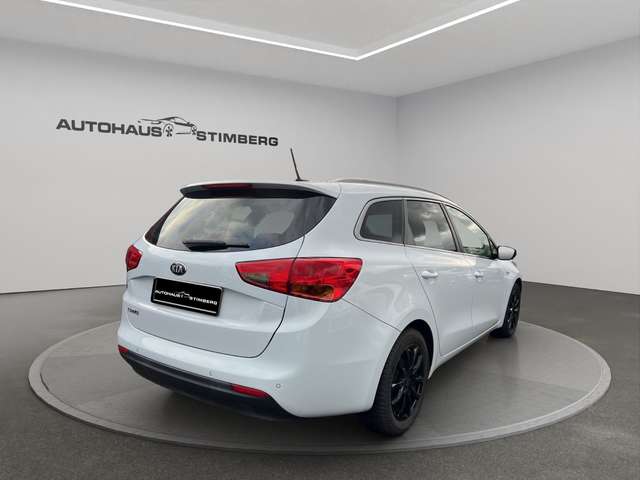 Kia Ceed SW / cee'd SW 1.4CVVT*KAMERA*NAVI*SHZ*TEMPOM
