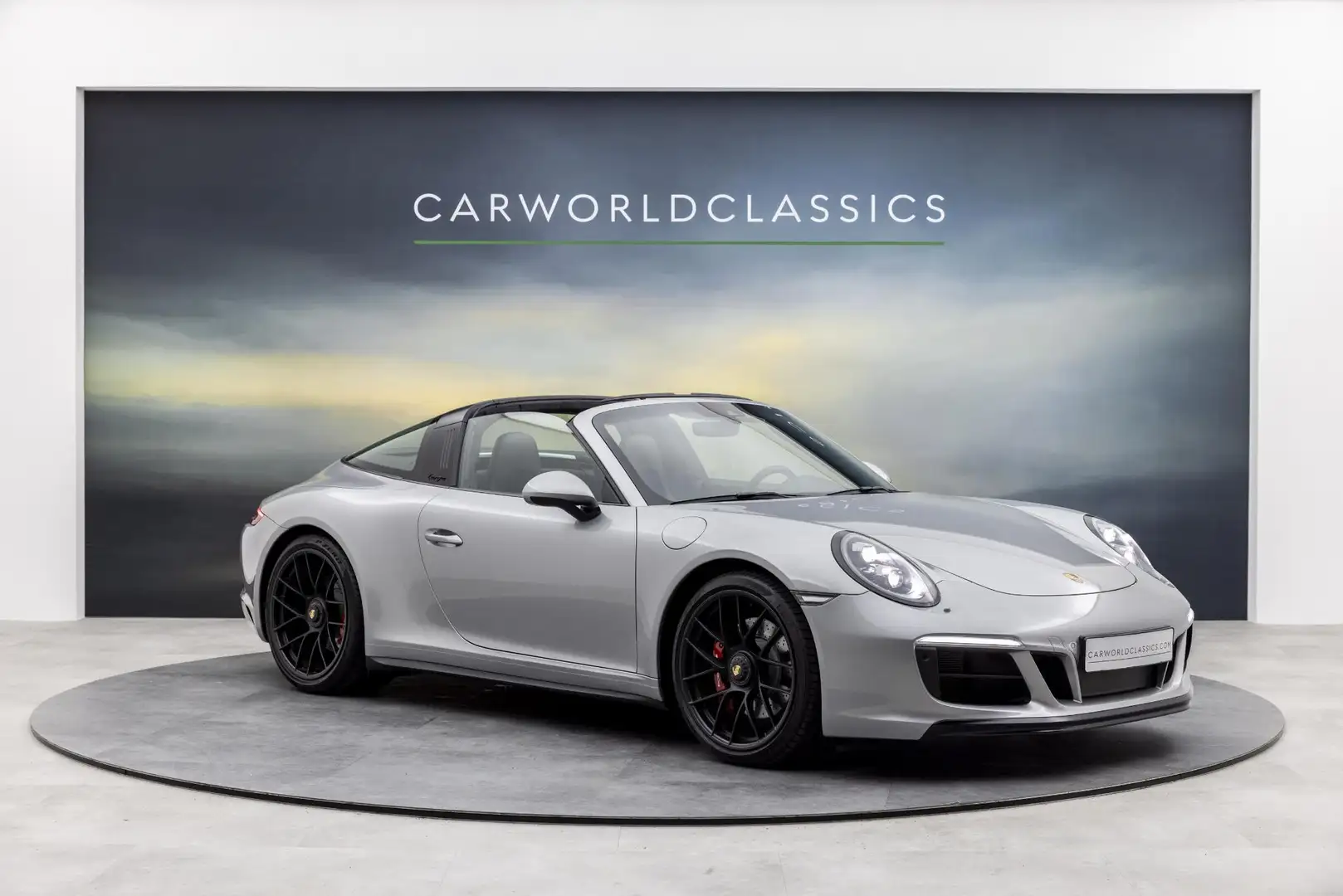 Porsche 991 991.2 - 3.0 TARGA 4 GTS | 18.000km Grijs - 1