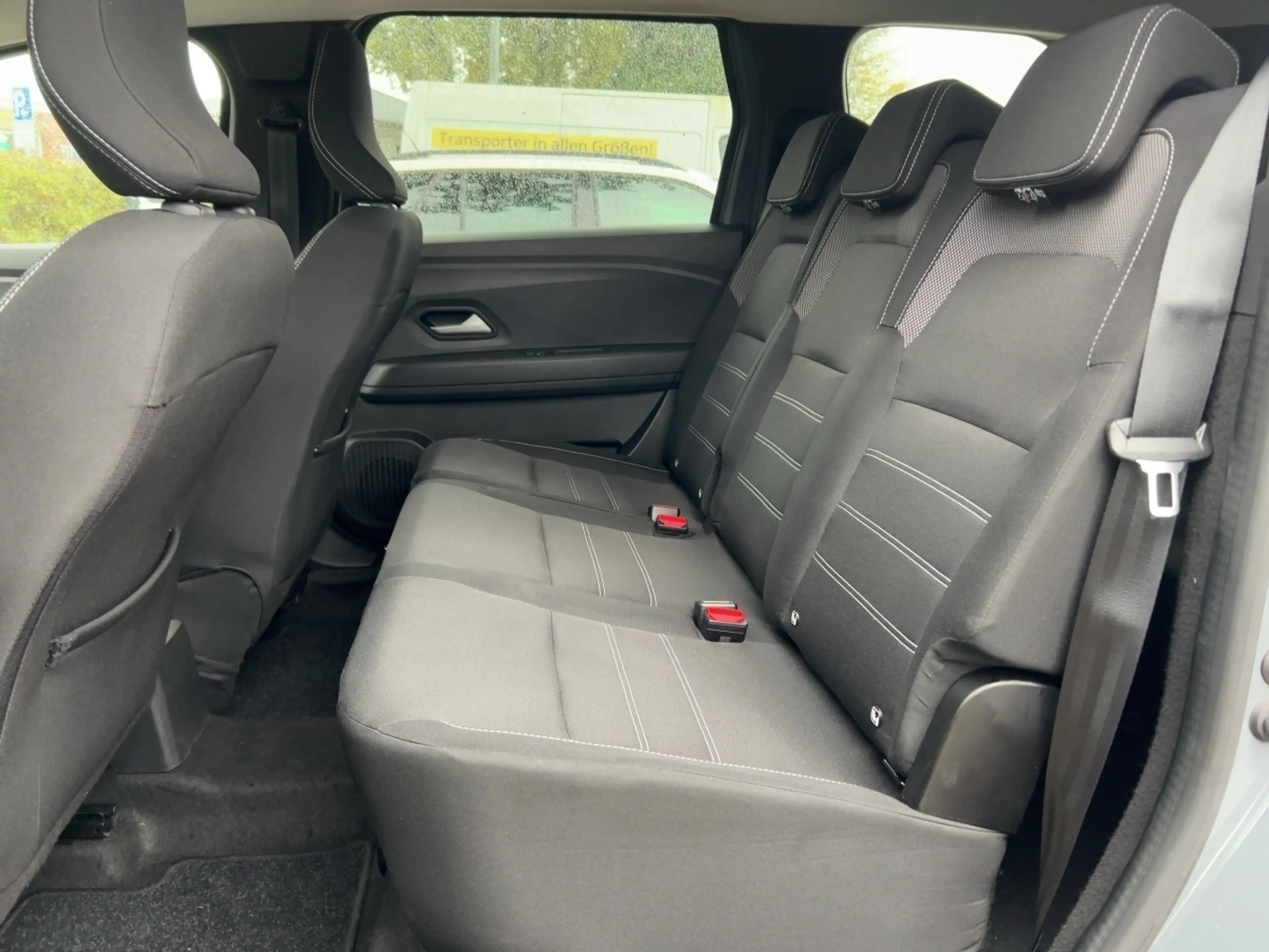 Dacia Jogger TCe 100 ECO-G Expression *7-Sitzer* — photo 11