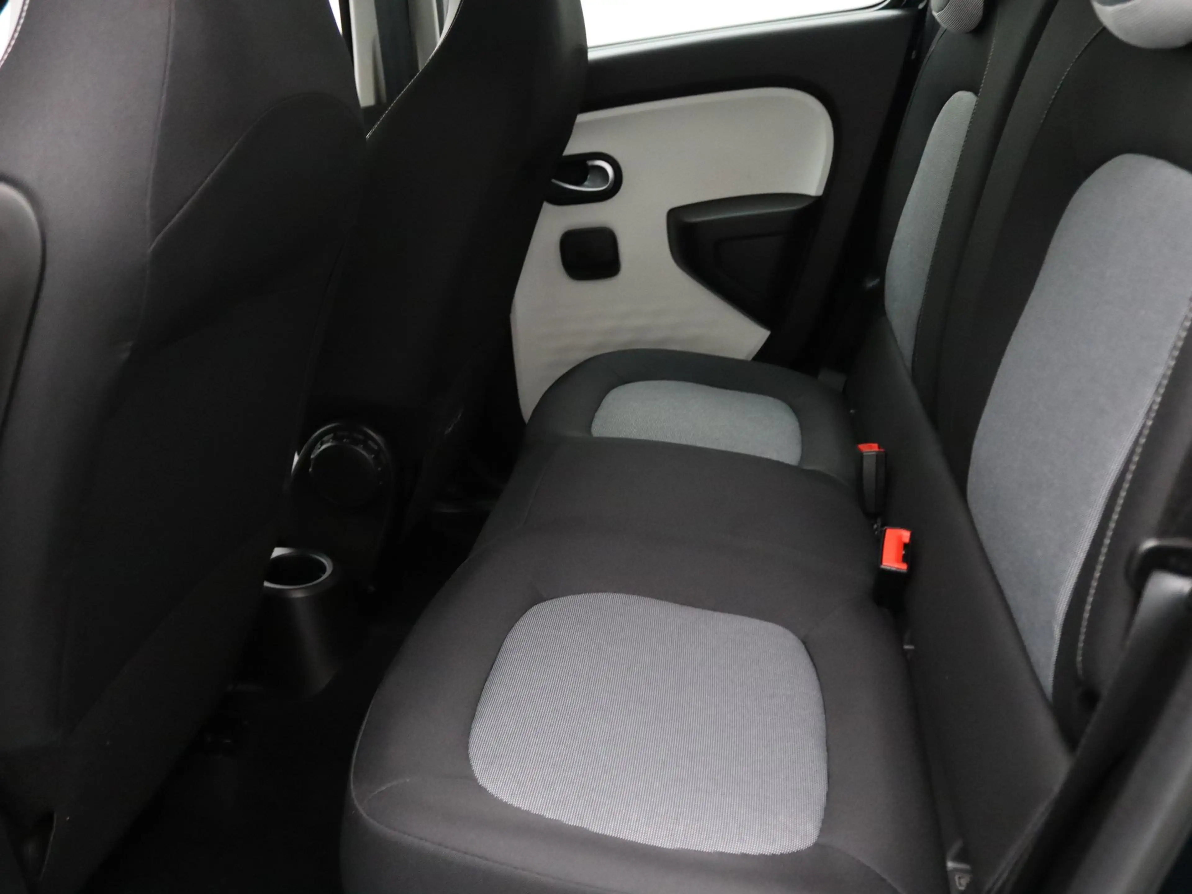 Renault Twingo 65pk SCe Collection Airco — photo 19