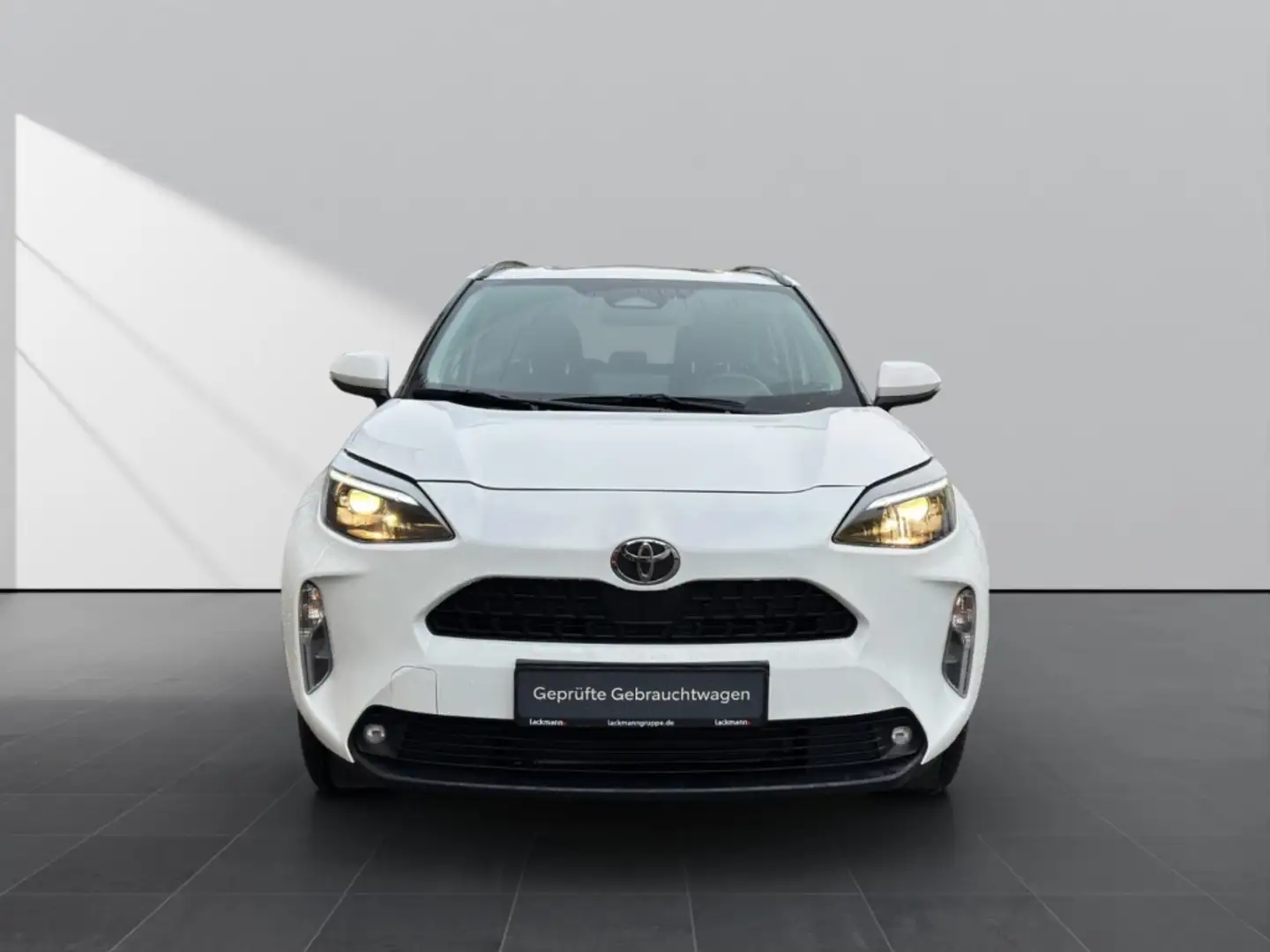 Toyota Yaris Cross 1.5 Hybrid Comfort*ACC*DAB*Kamera* Weiß - 2