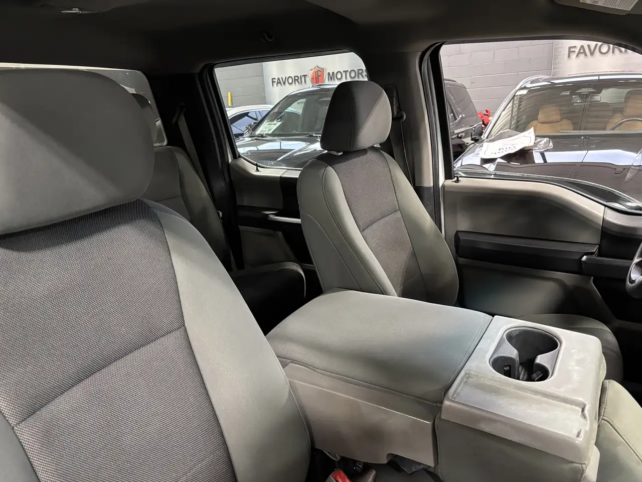 Ford F 150 снимка Ford F 150