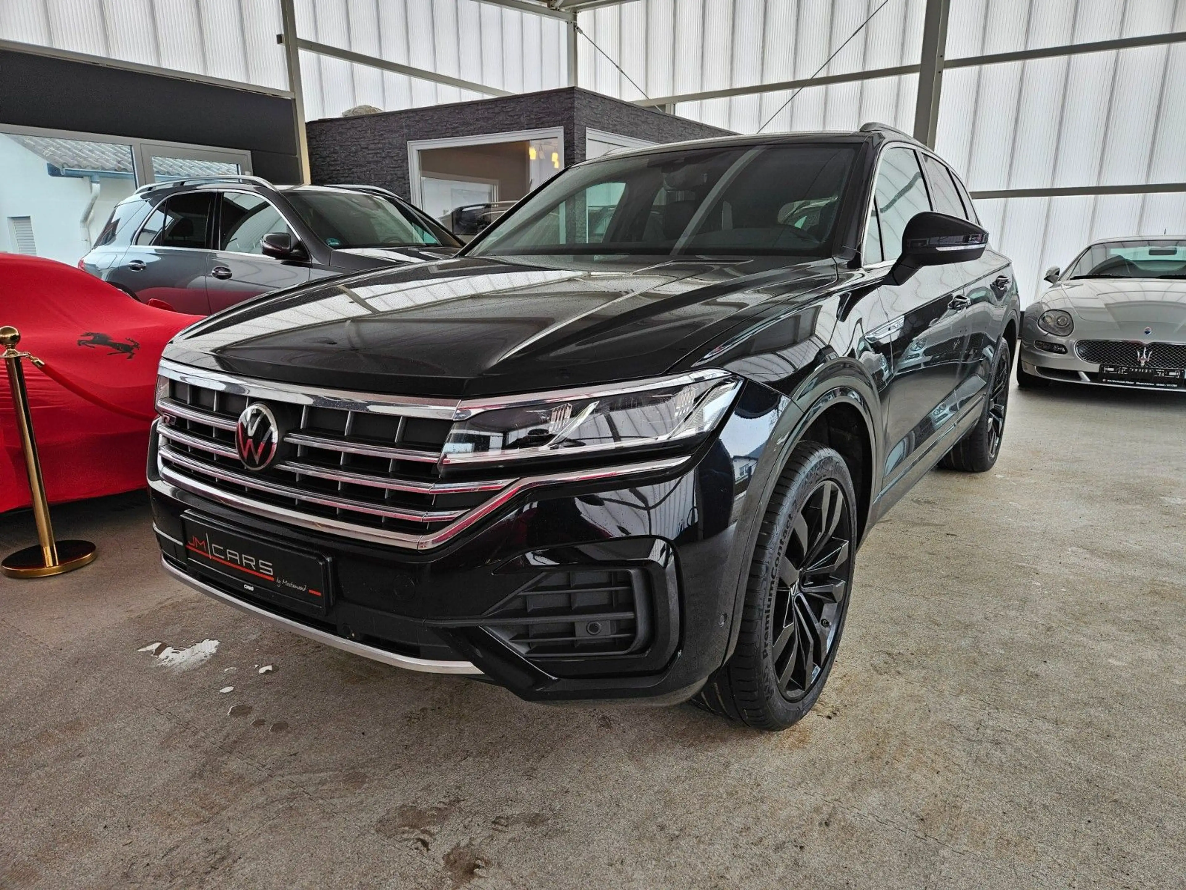 Volkswagen Touareg V6 TDI R-Line 4Motion — photo 2