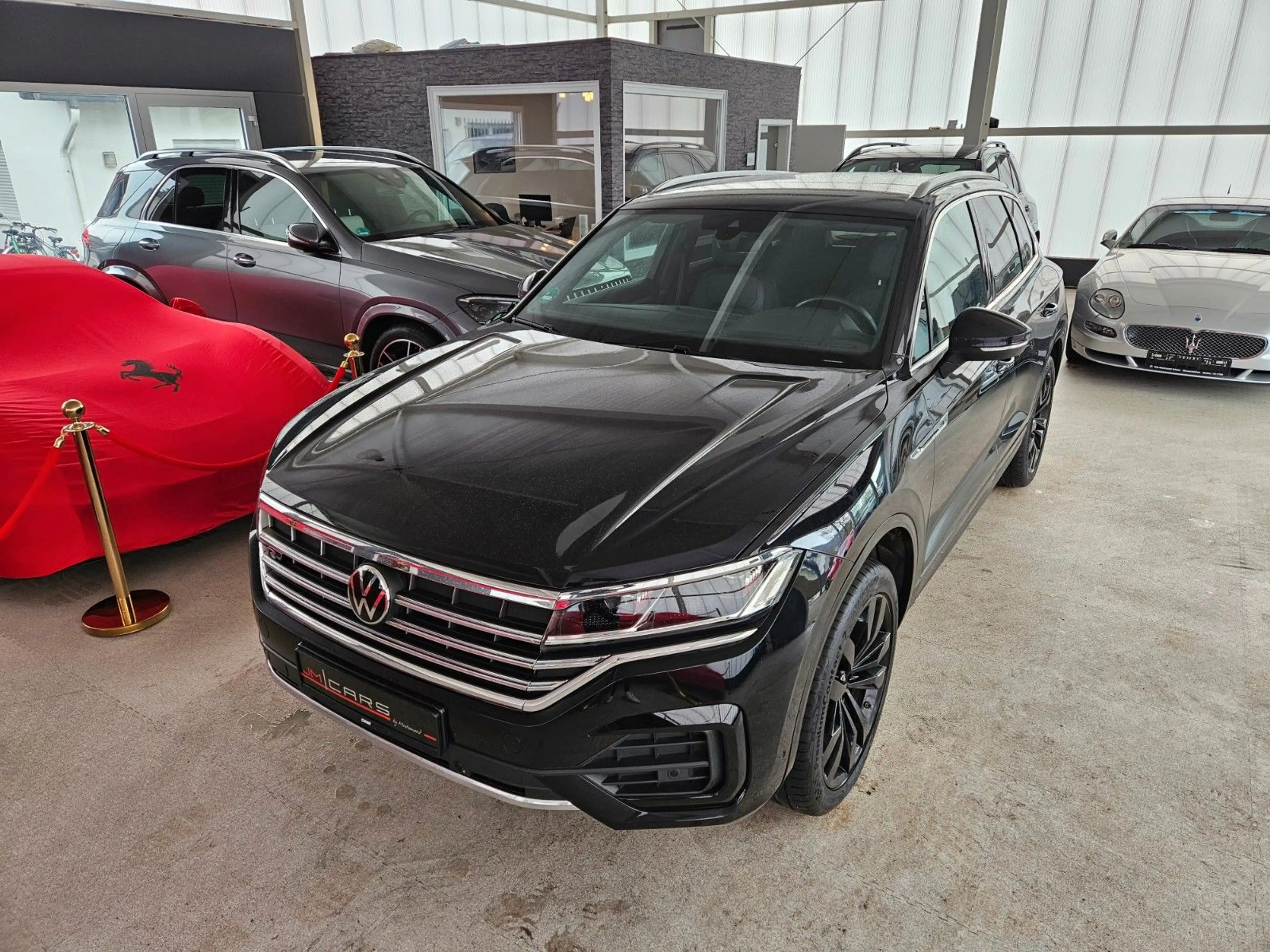 Volkswagen Touareg V6 TDI R-Line 4Motion — photo 3