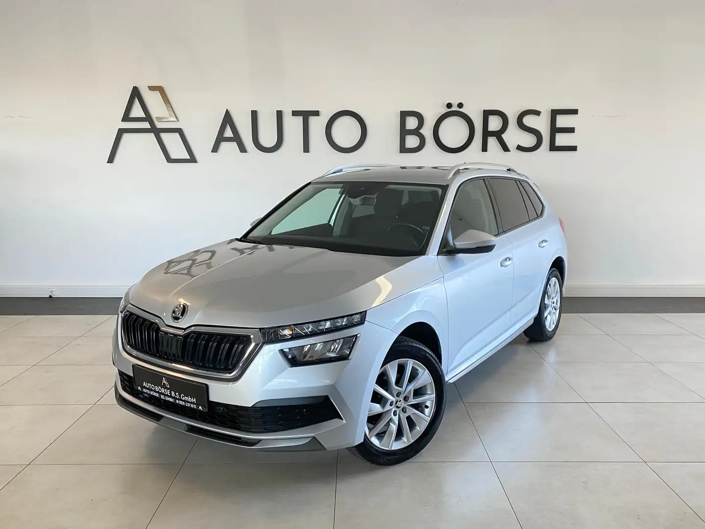 Skoda Kamiq 1.6 TDI DSG STYLE NAVI*ViCo*PDC*SHZ*LED* Zilver - 1
