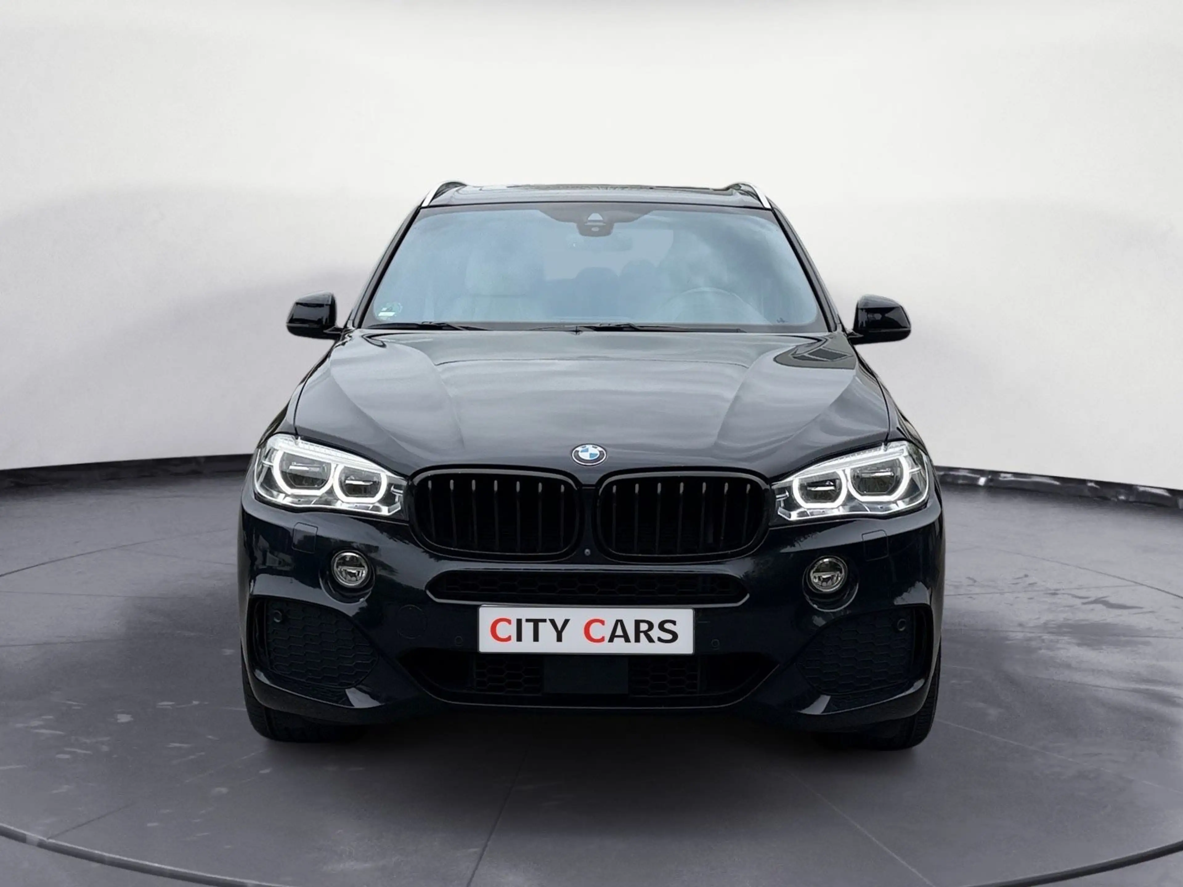 BMW X5 xDrive 40 d M-Paket 360-Kamera SHZ Pano LED — photo 2