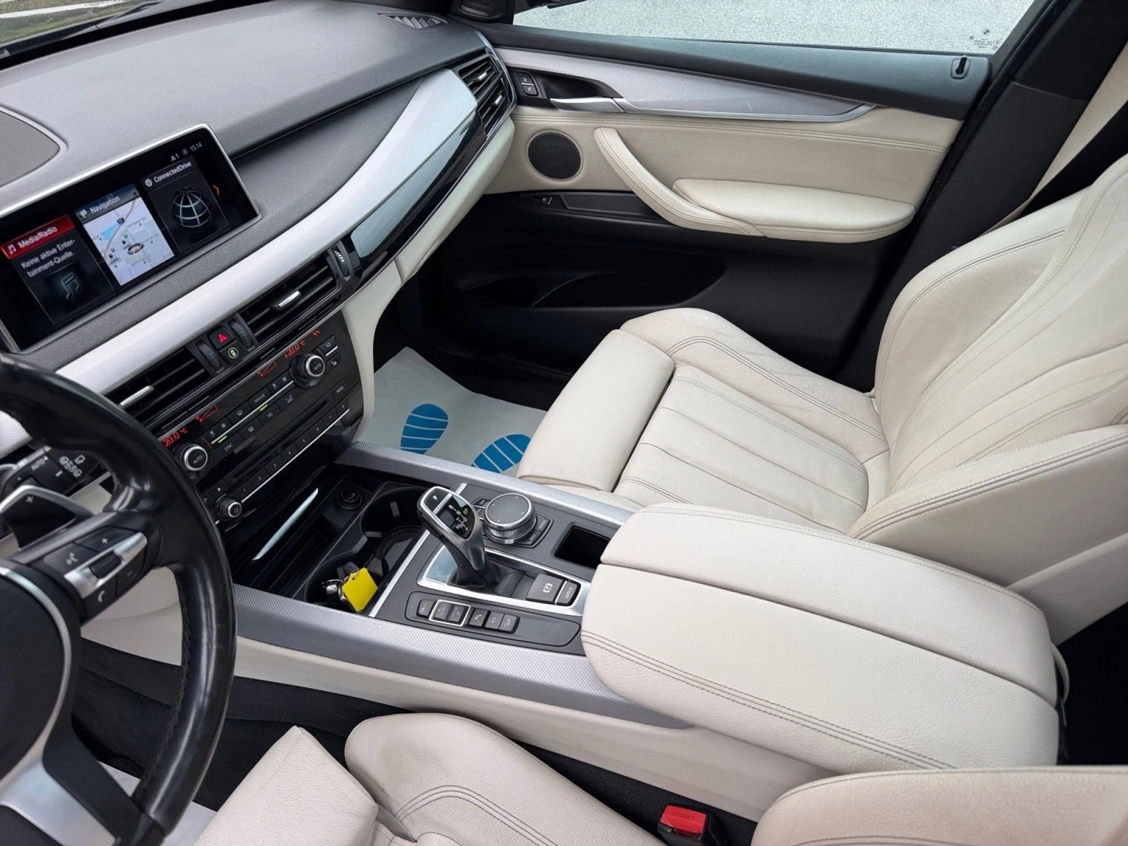 BMW X5 xDrive 40 d M-Paket 360-Kamera SHZ Pano LED — photo 15