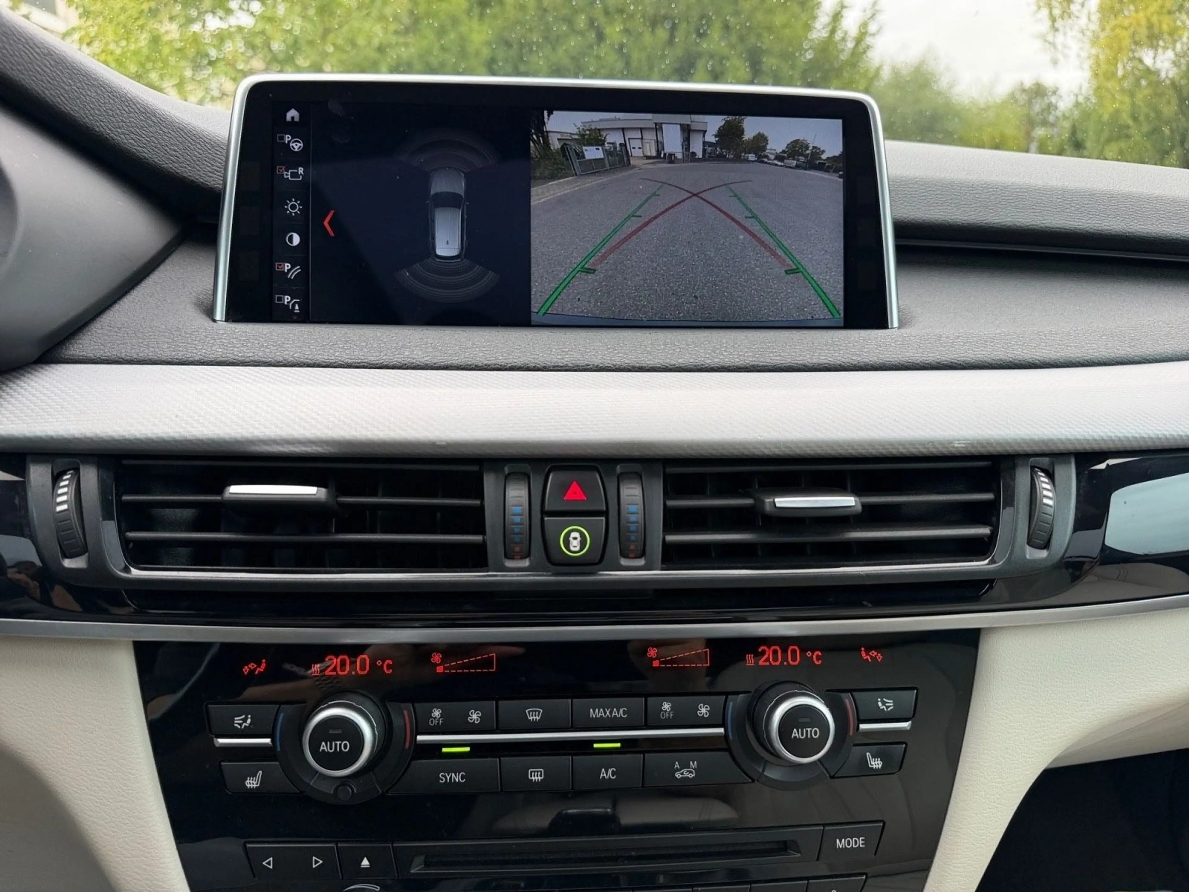BMW X5 xDrive 40 d M-Paket 360-Kamera SHZ Pano LED — photo 14