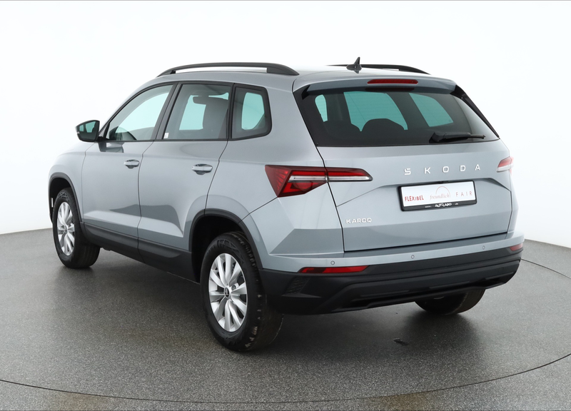 Skoda Karoq 1.5 TSI DSG LED Kamera Sitzheizung — photo 3