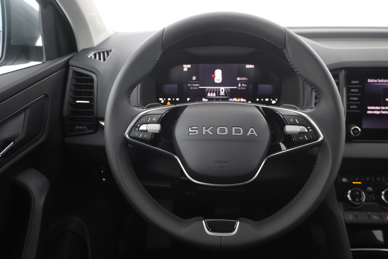 Skoda Karoq 1.5 TSI DSG LED Kamera Sitzheizung — photo 15