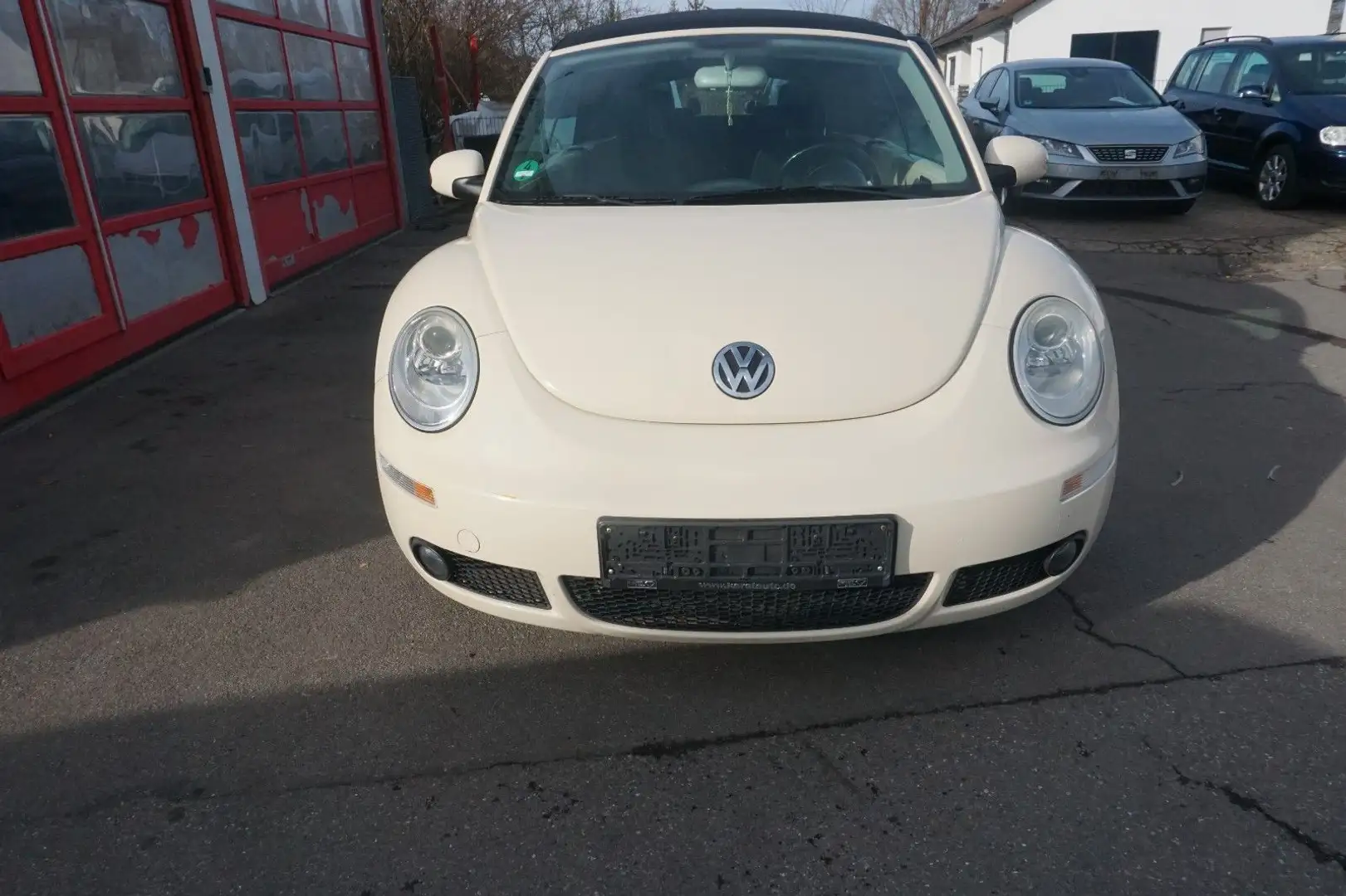 Volkswagen New Beetle Cabriolet 1.4*Freesteyle Beige - 2