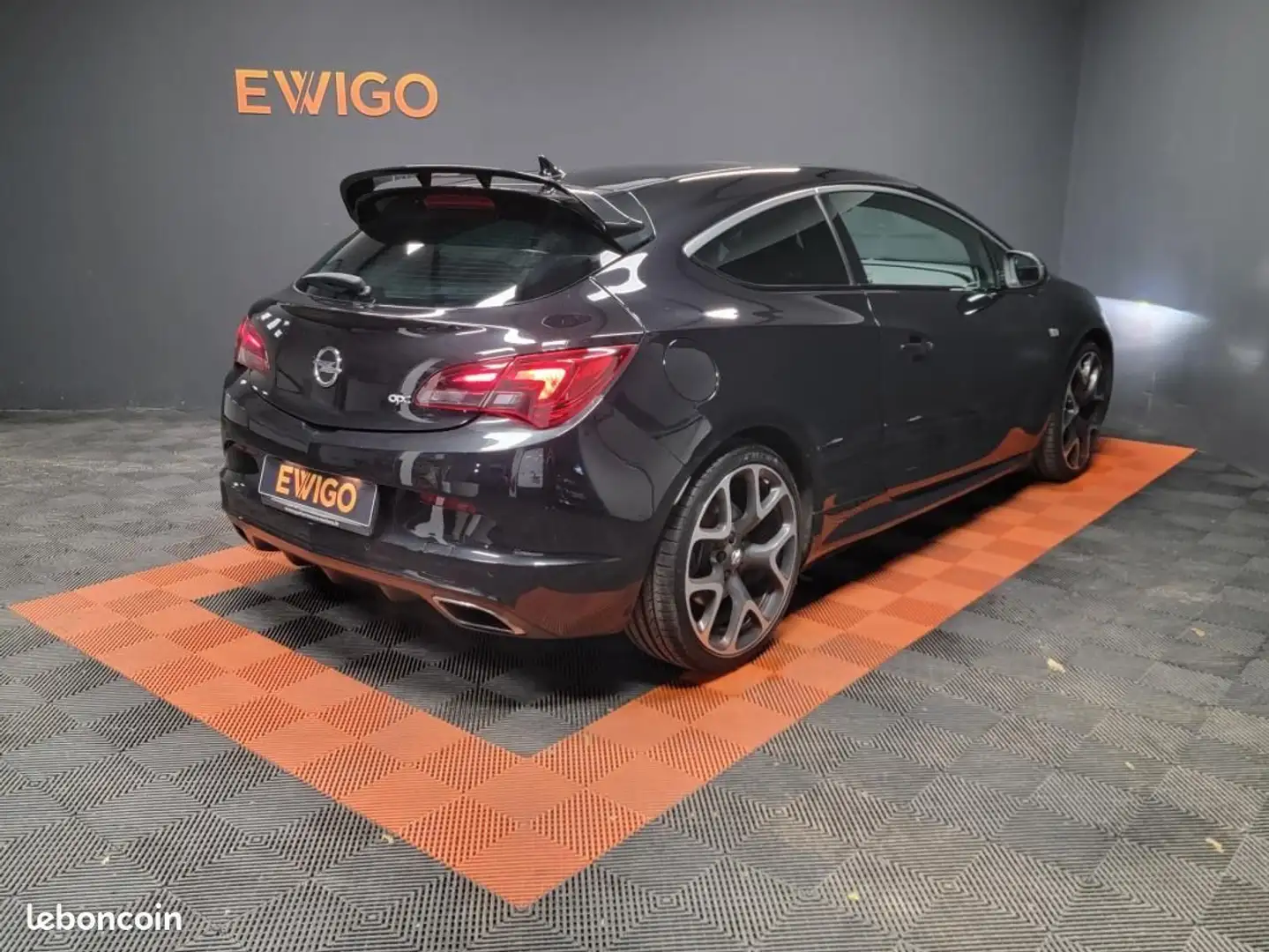 Opel Astra GTC OPC 2.0 T 280ch START-STOP Negro - 2