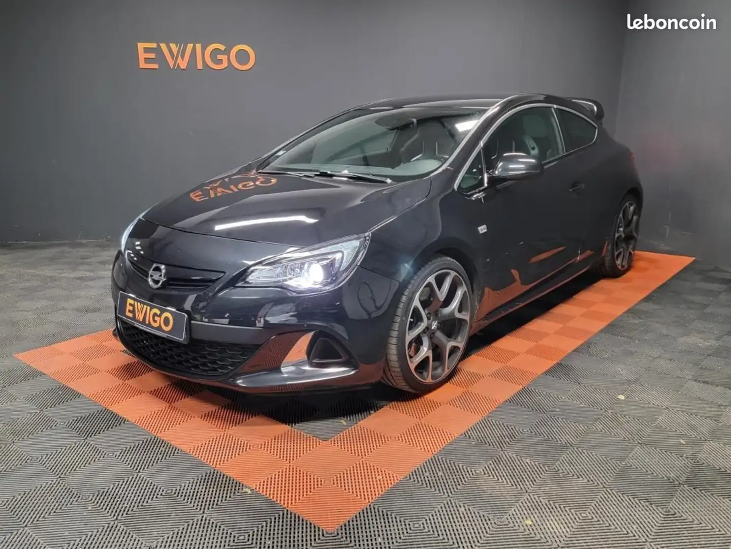 Opel Astra GTC OPC 2.0 T 280ch START-STOP Negro - 1