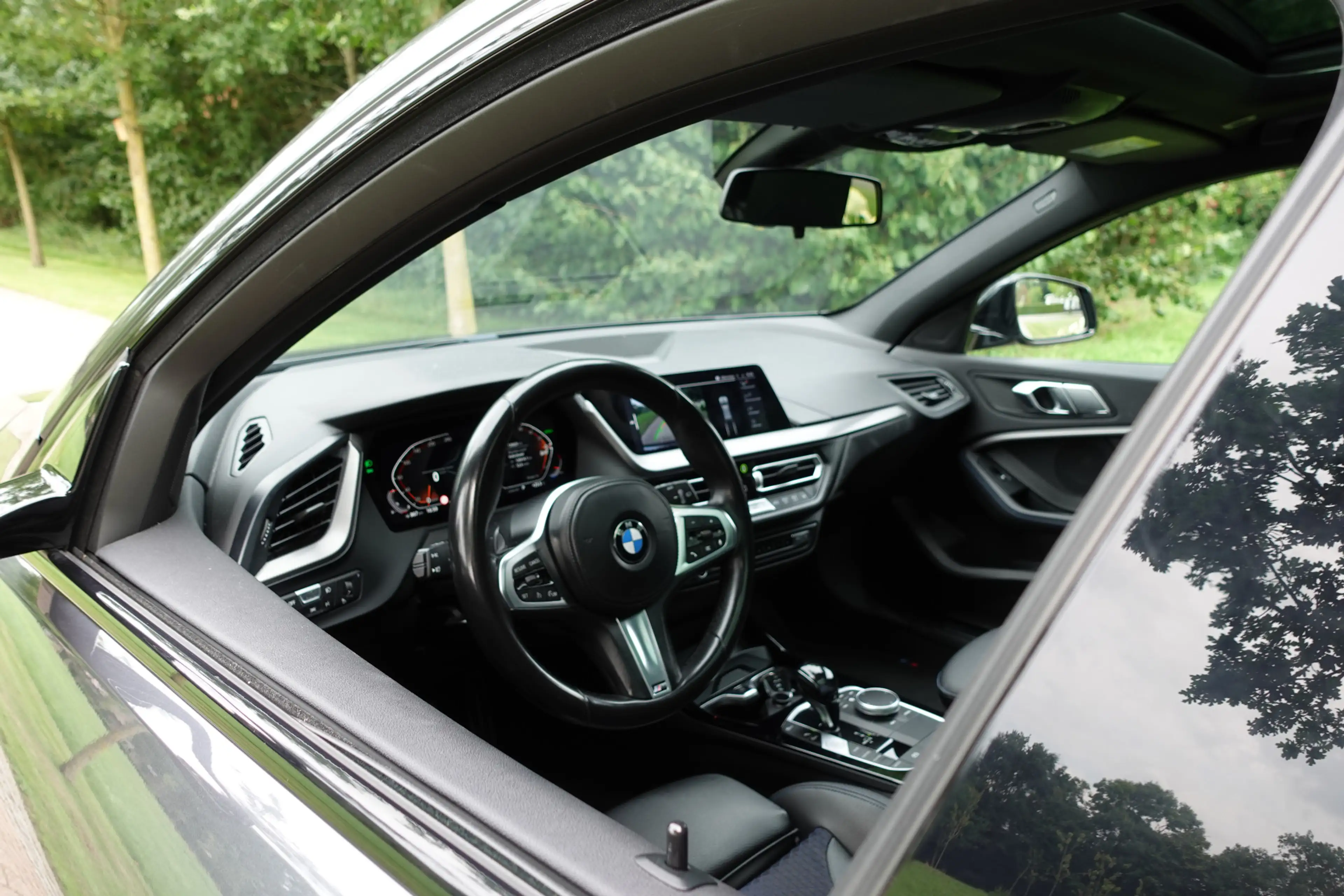 BMW 118 1-serie 118i High Executive M-Sport | Panodak | St — photo 21