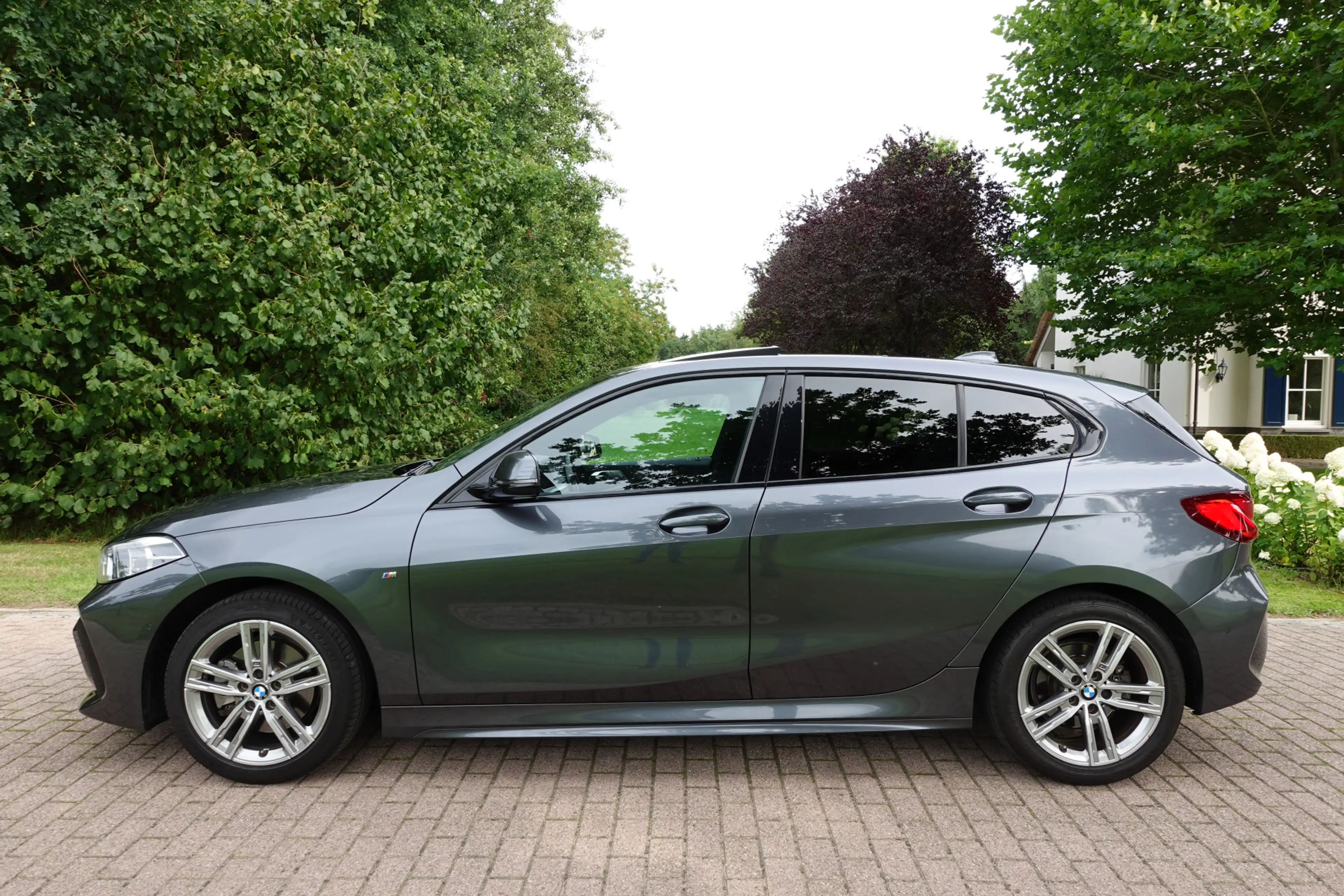 BMW 118 1-serie 118i High Executive M-Sport | Panodak | St — photo 9