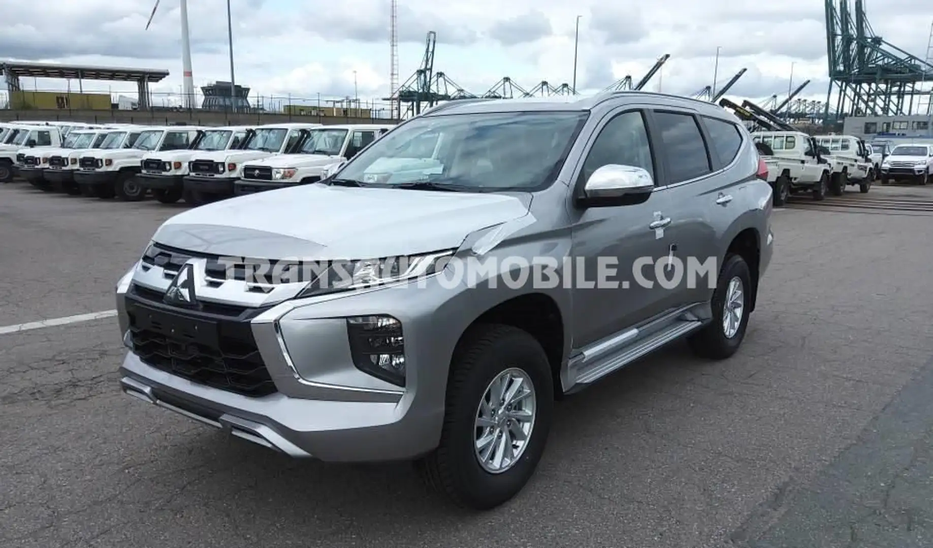 Mitsubishi Montero GLX - EXPORT OUT EU TROPICAL VERSION - EXPORT OUT EU TROPICAL VERSION Argent - 1