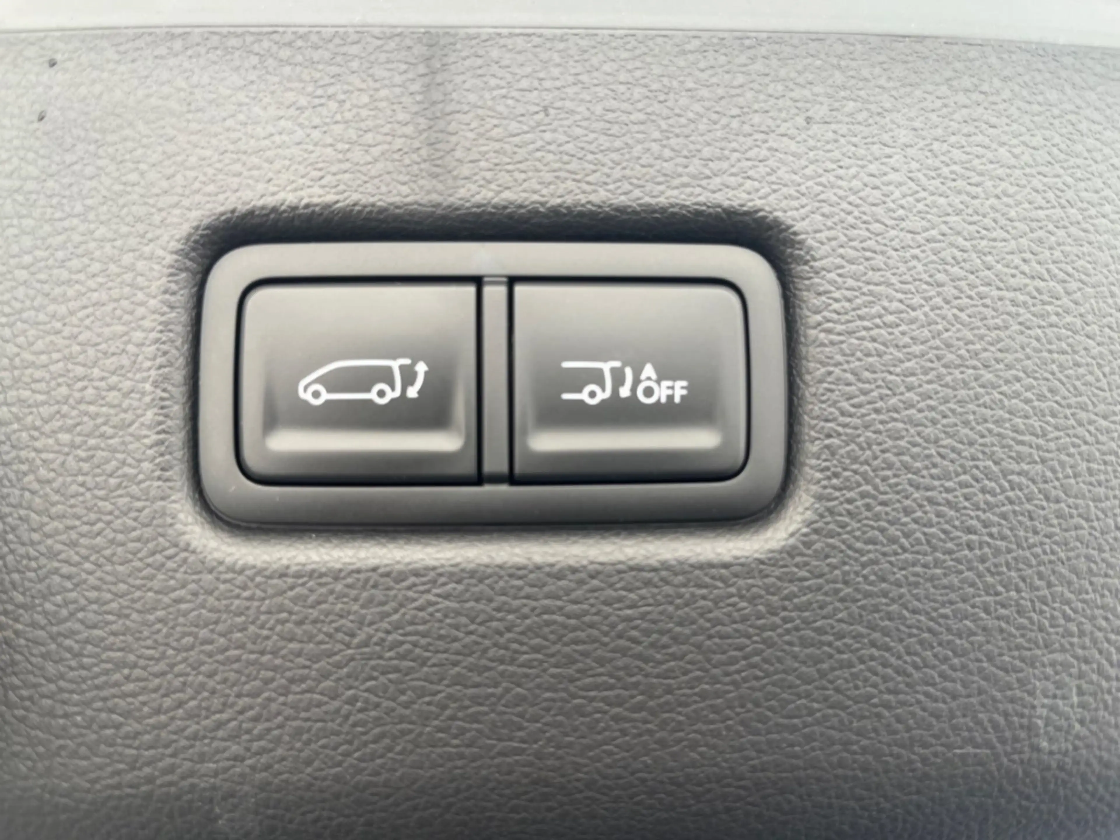 Hyundai STARIA Signature 8AT 2WD 177PS SIGNATUR 7-Sitzer Navi Led — photo 15