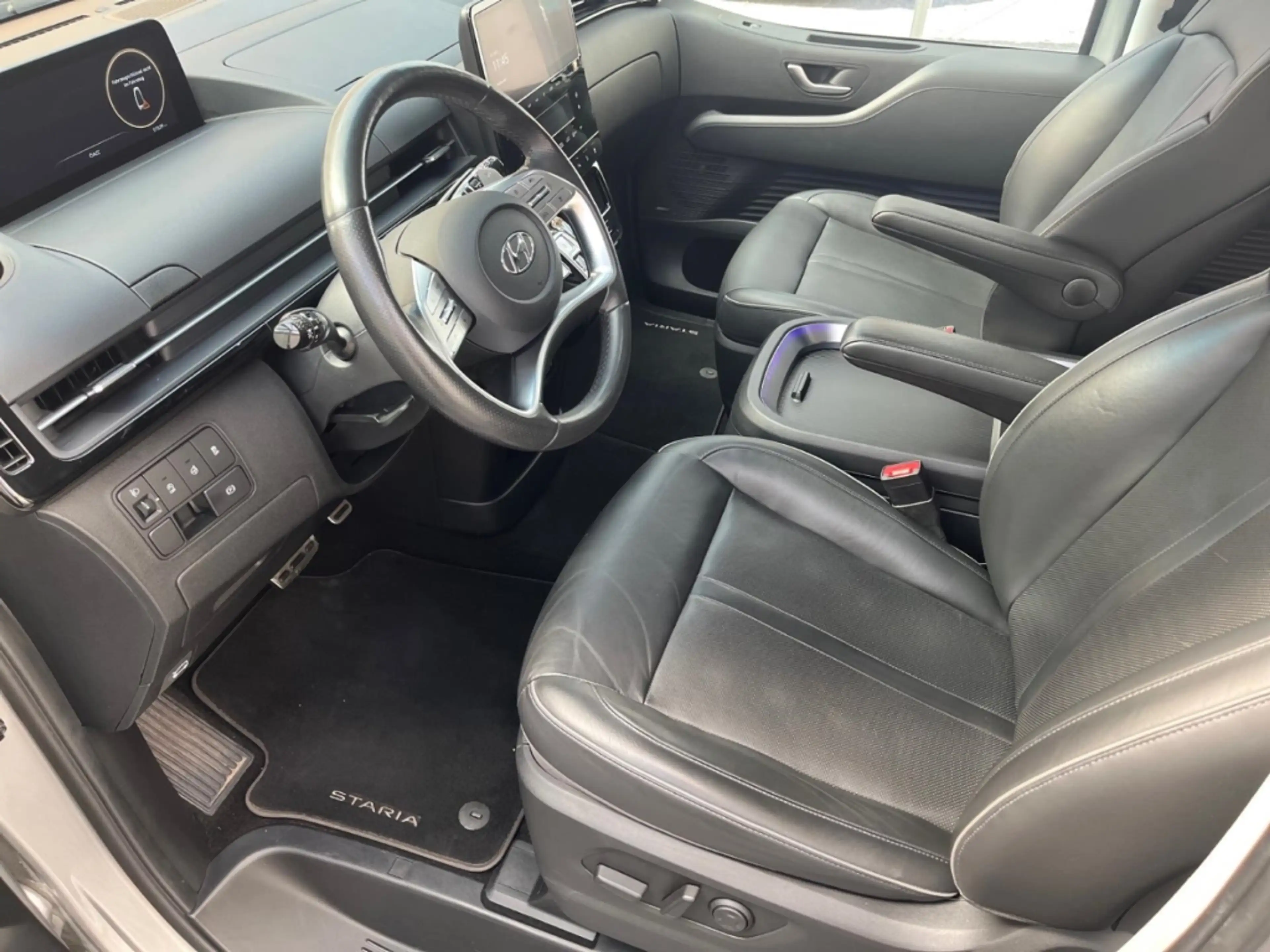 Hyundai STARIA Signature 8AT 2WD 177PS SIGNATUR 7-Sitzer Navi Led — photo 14
