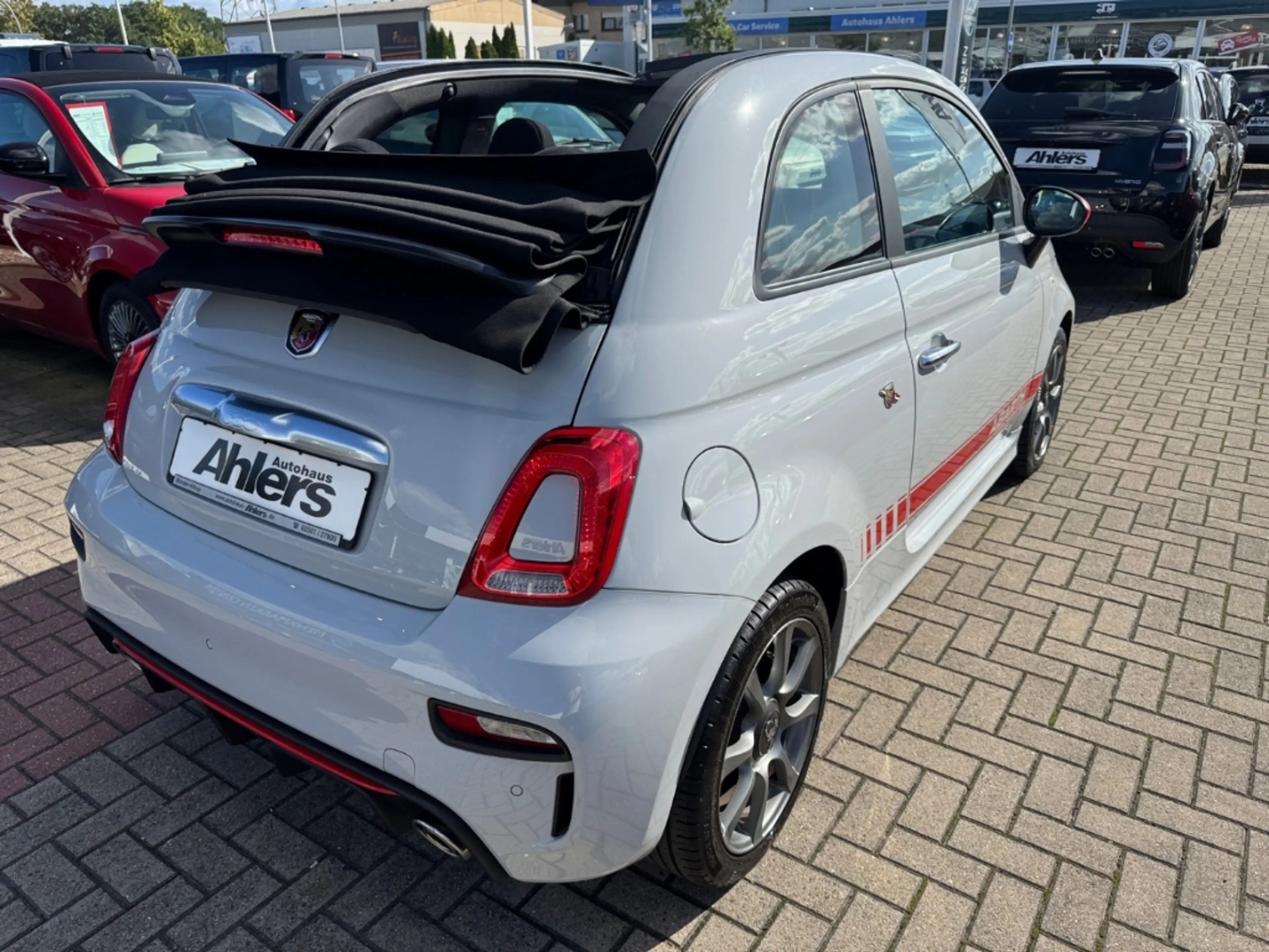 Abarth 595C +CARPLAY+SITZHEIZUNG+8FACH+KLIMAAUTO+PDC+DIGITACHO — photo 8