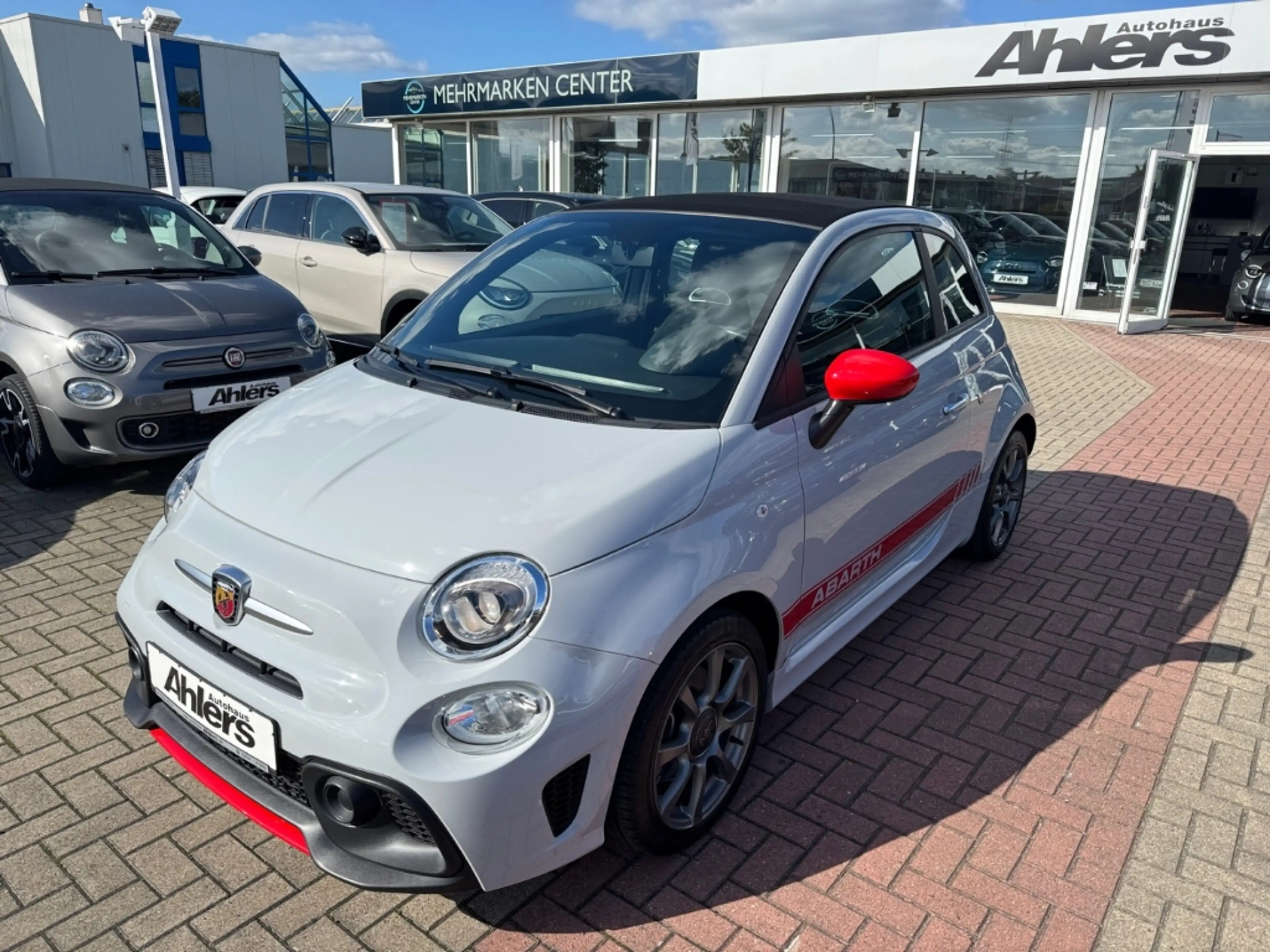 Abarth 595C +CARPLAY+SITZHEIZUNG+8FACH+KLIMAAUTO+PDC+DIGITACHO — photo 3