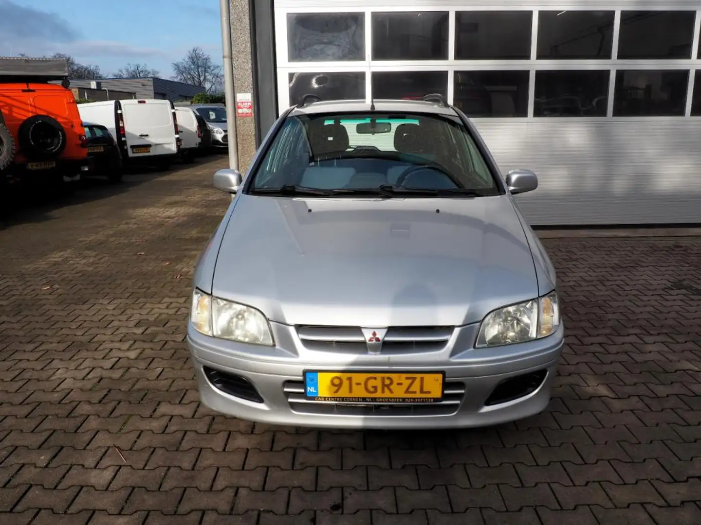 Mitsubishi Space Star 1.8 GDI Comfort AIRCO ELEK. PAKKET TREKHAAK Šedá - 2