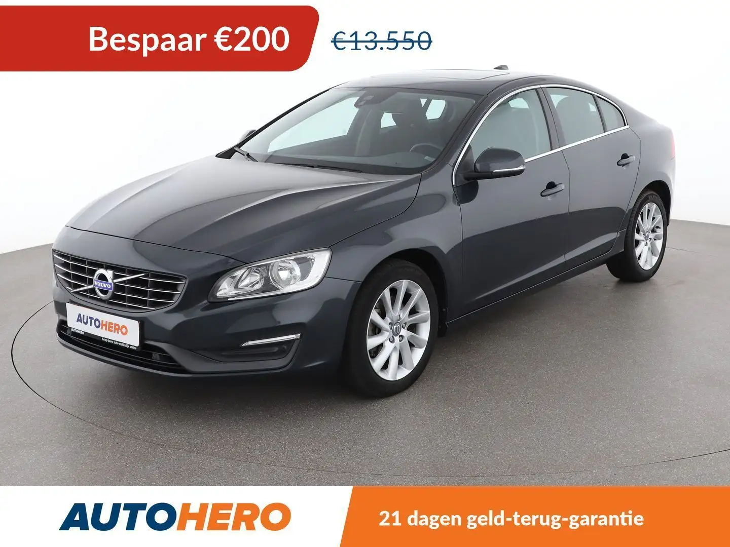 Volvo 1.6 T4 Momentum Gri - 1