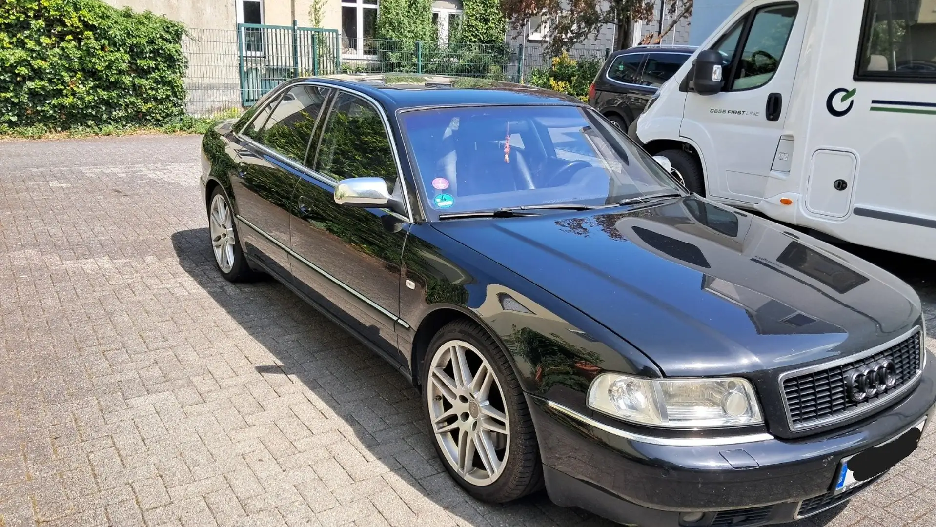 Audi S8 S8 4.2 quattro Schwarz - 2