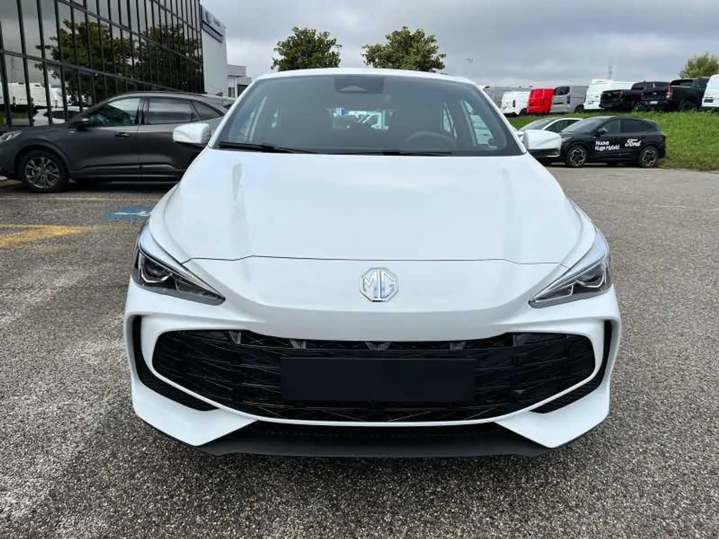 MG MG3 1.5 hybrid+ comfort auto Bianco - 2