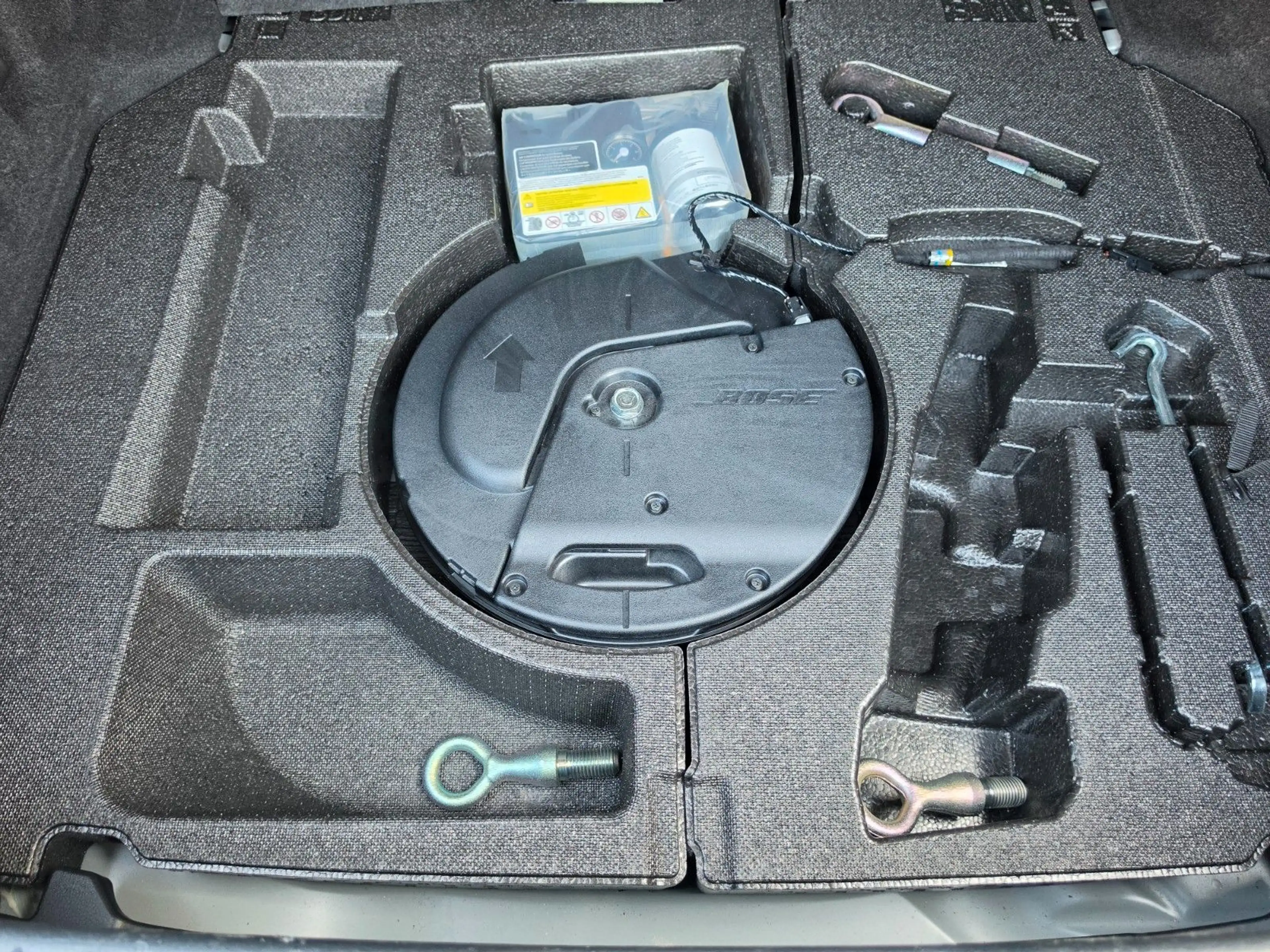 Mazda 3 Lim. 5-trg. Selection Navi AHK BOSE LED — photo 30