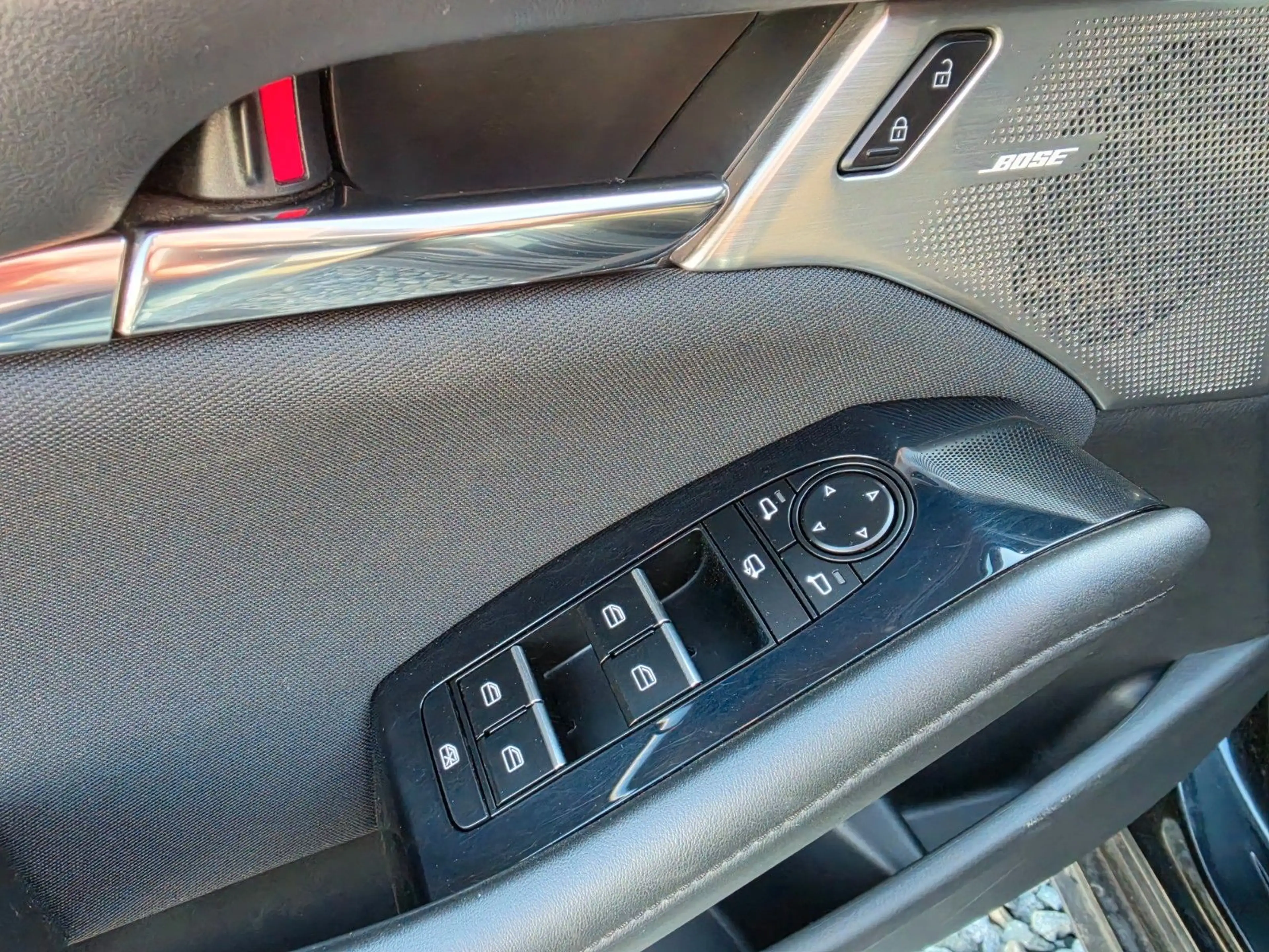 Mazda 3 Lim. 5-trg. Selection Navi AHK BOSE LED — photo 27