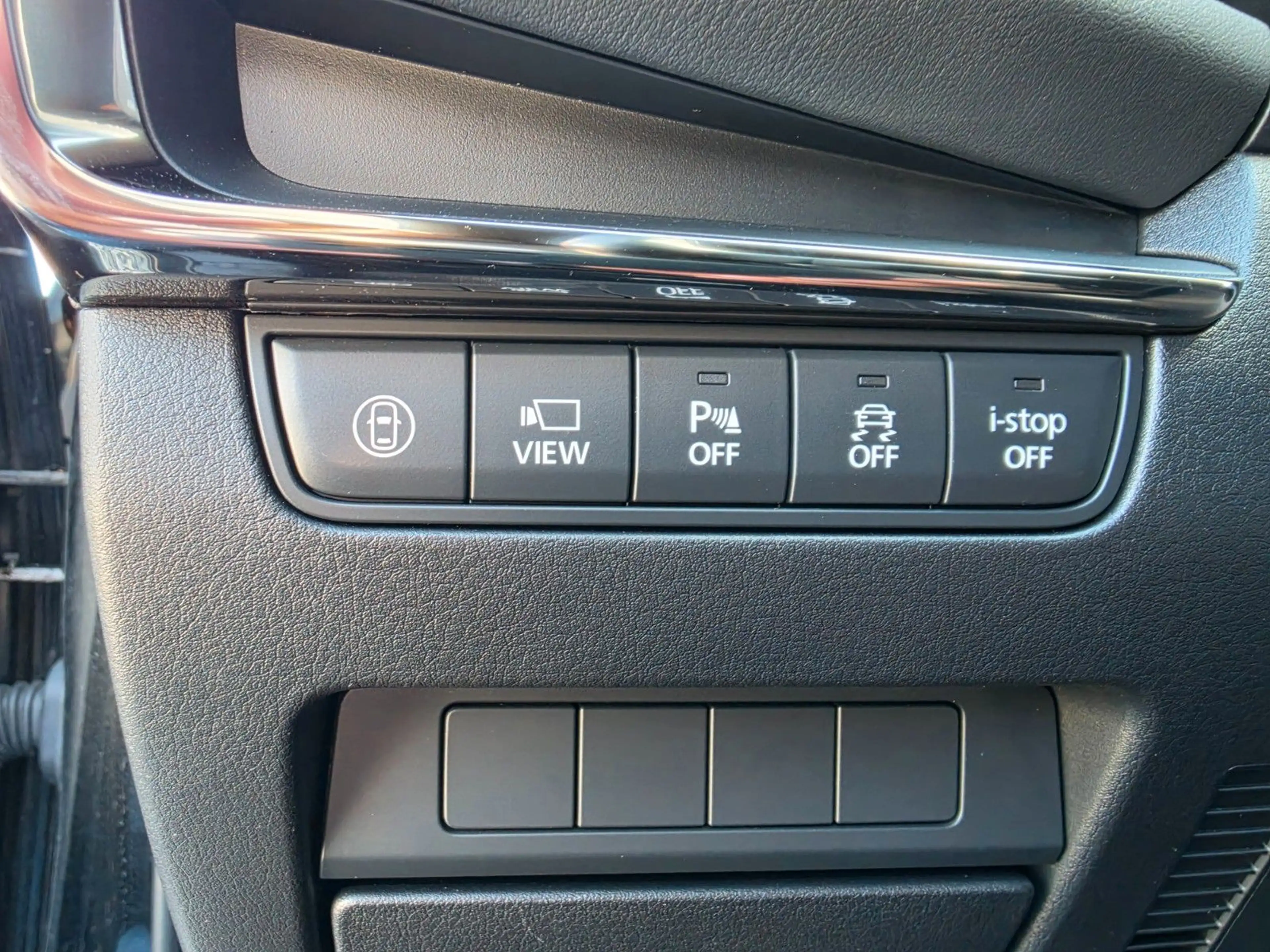 Mazda 3 Lim. 5-trg. Selection Navi AHK BOSE LED — photo 26