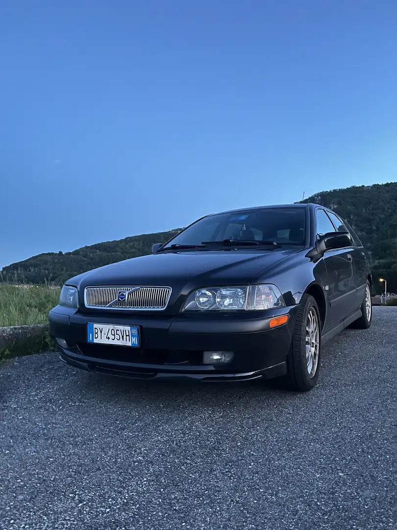 Volvo V40 1.8i 16v 125cv FL - 1