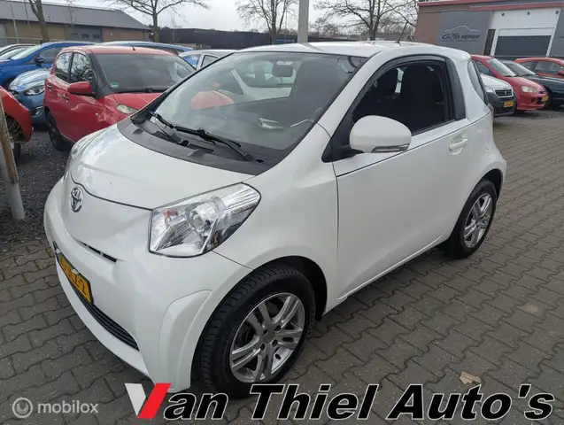 Toyota iQ 1.0 VVTi Comfort airco lage km stand NAP