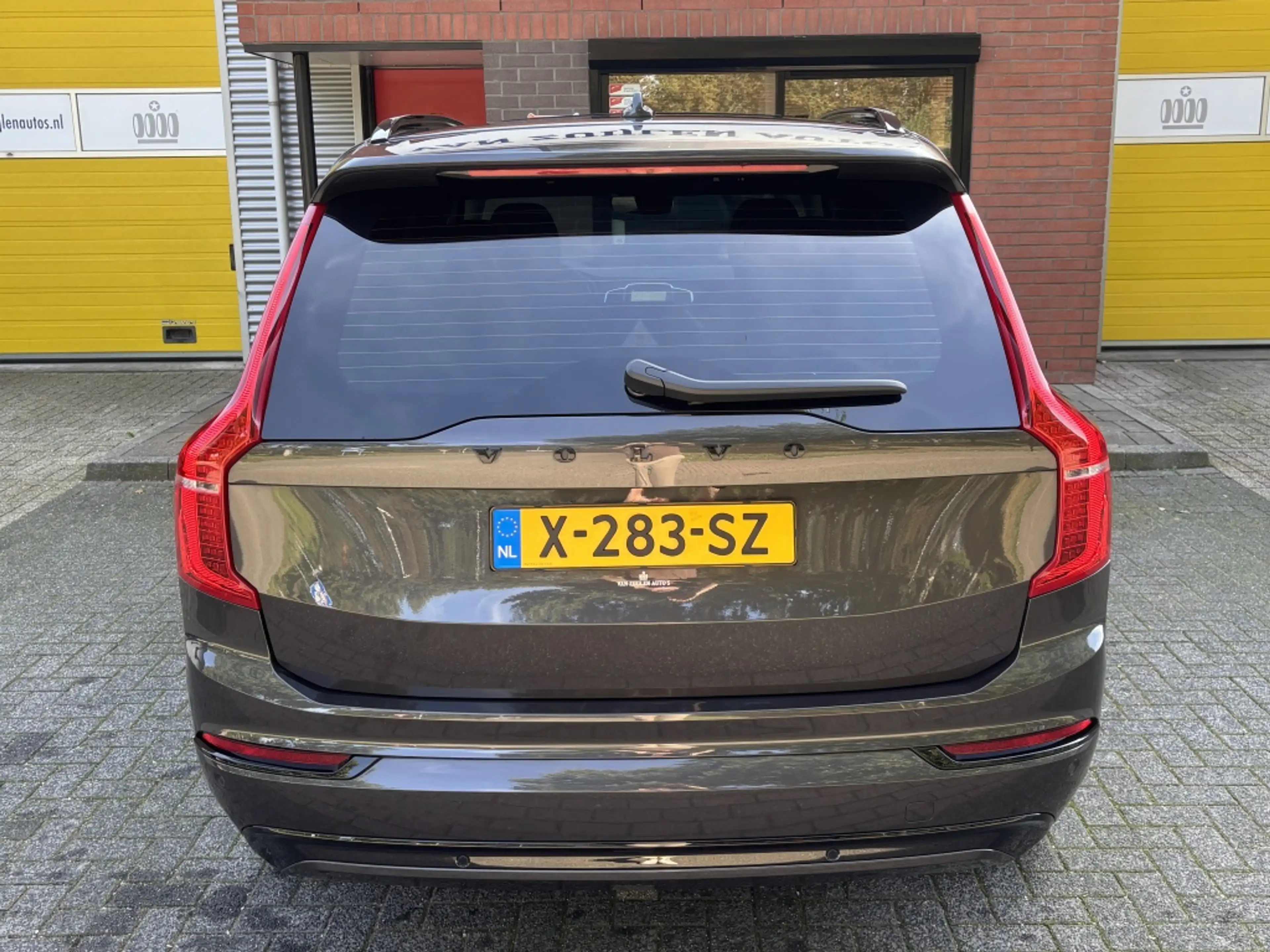 Volvo XC90 2.0 T8 AWD Ultimate Dark Pano Trekhaak Head-Up 21" — photo 6