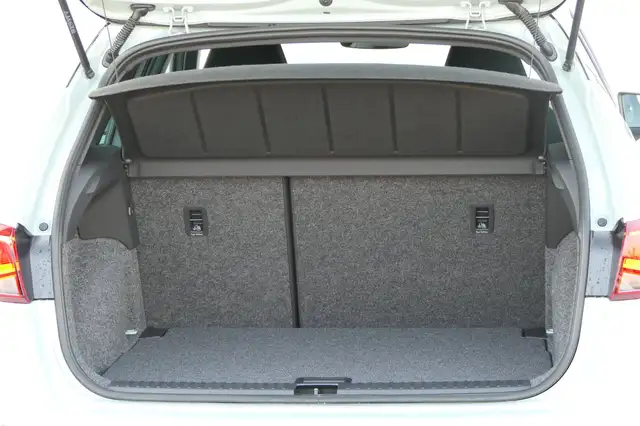 Seat Arona view 14
