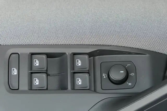 Seat Arona view 4