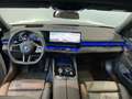 BMW 550 e xDrive Limousine M Sportpaket AHK Blau - thumbnail 3