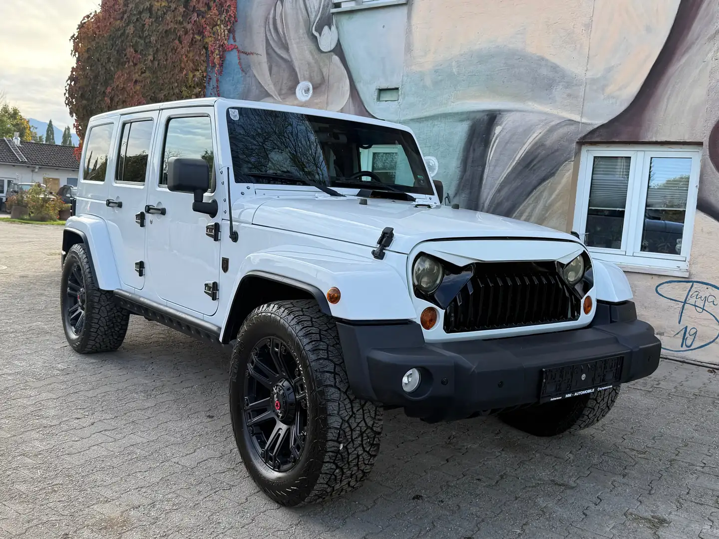 Jeep Wrangler Sahara Weiß - 1