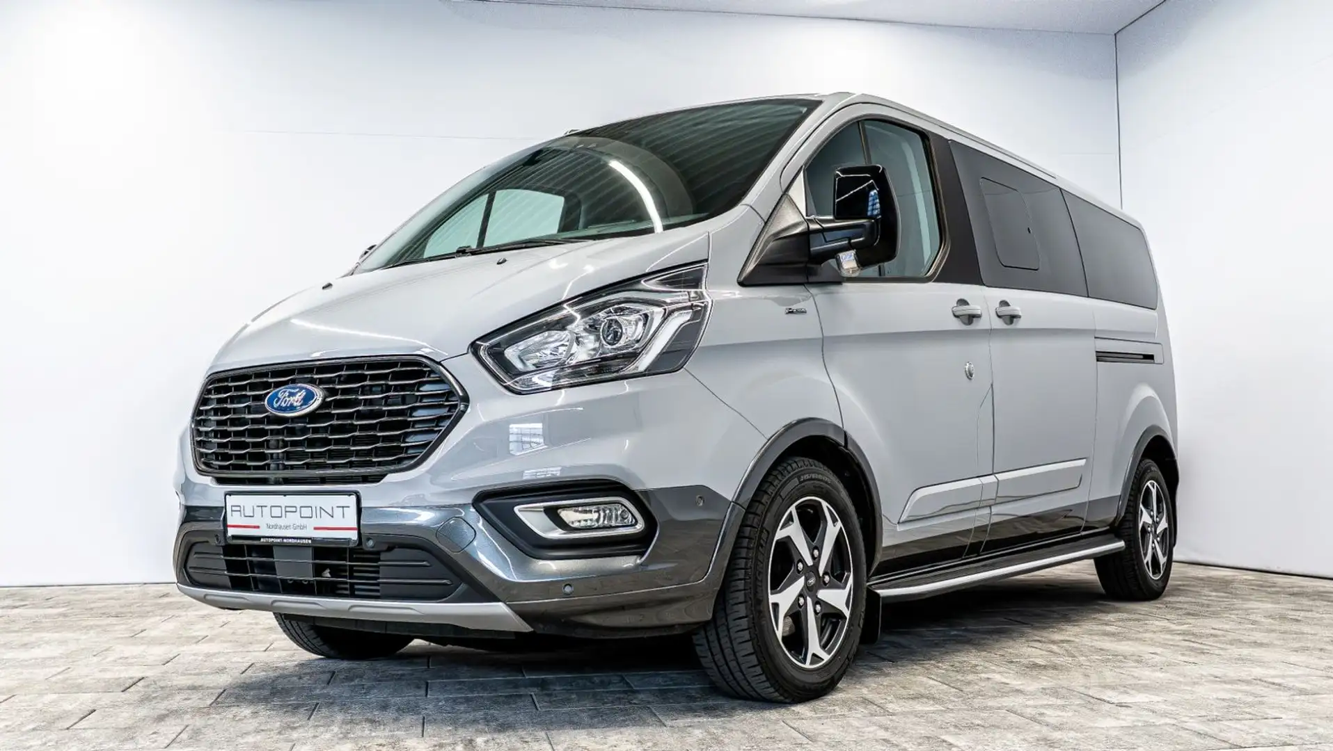 Ford Tourneo Custom 320 L1 Active °Garantie 02.2028° Grau - 1