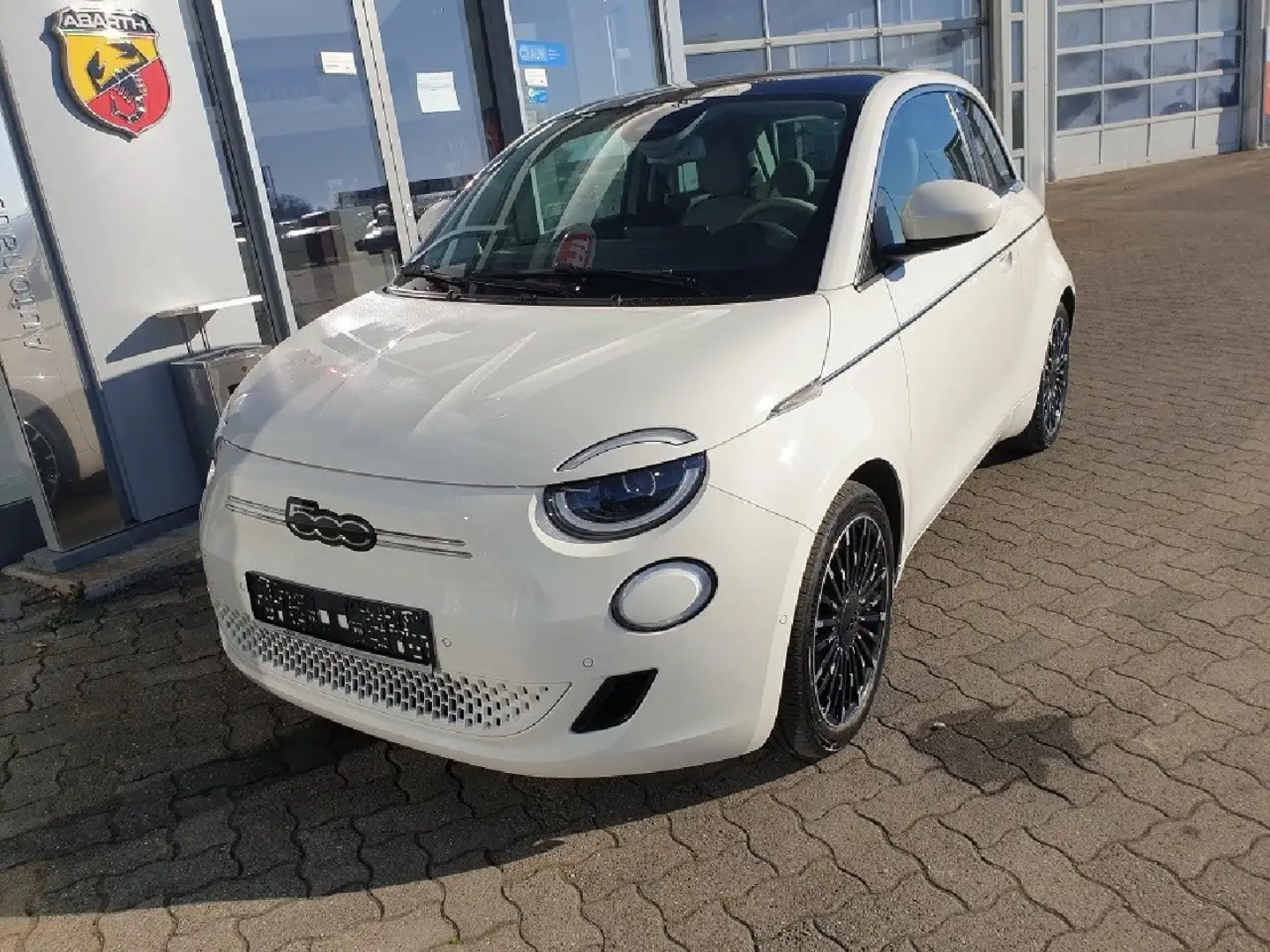 Fiat 500e La Prima by Bocelli Weiß - 1