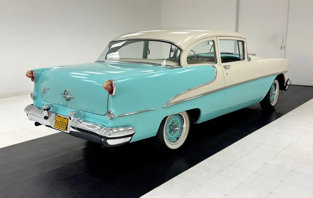 Oldsmobile 2 Door Sedan, foto 5