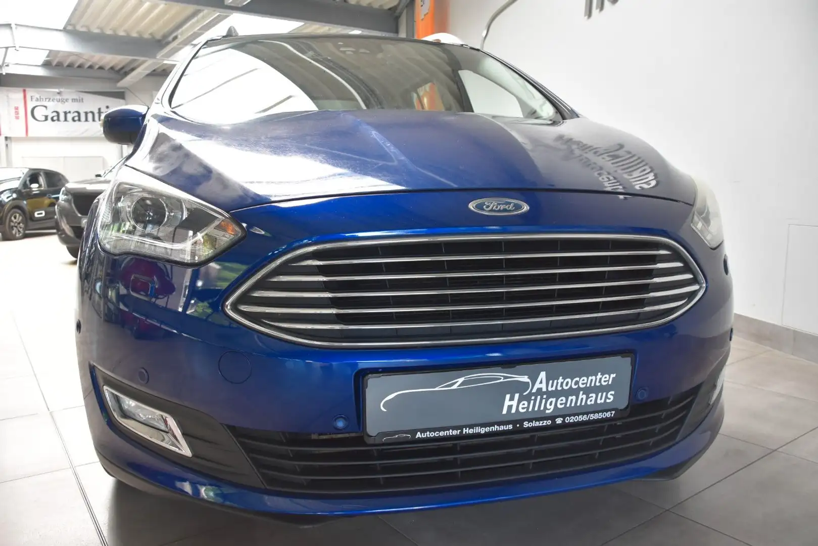 Ford Grand C-Max Titanium Navi Kamera Pano 7-Sitzer Bleu - 1