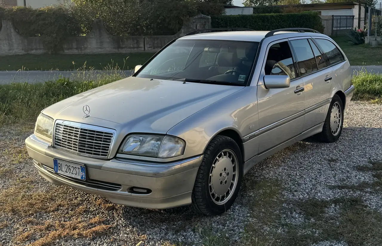Mercedes-Benz C 220 T CDI Elegance, foto 2