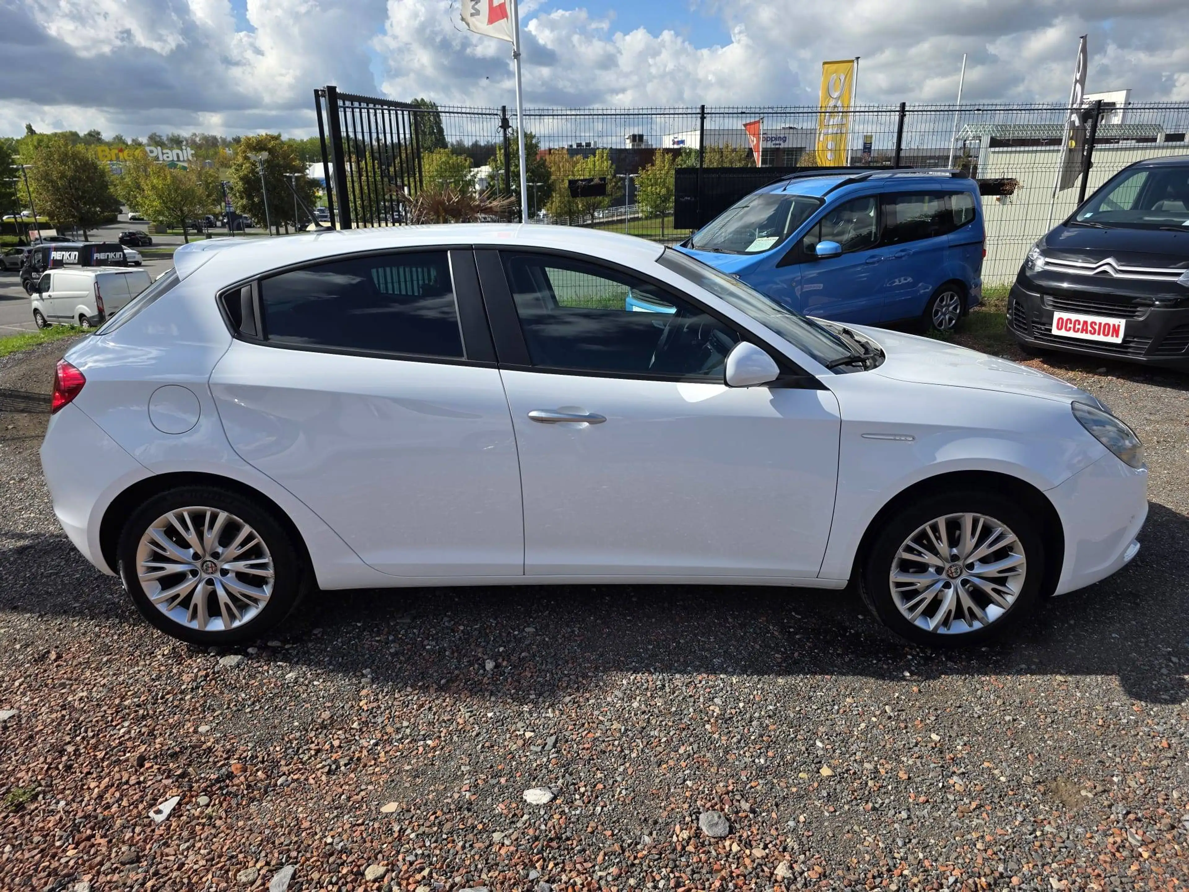 Alfa Romeo Giulietta 1.6 JTDm *1ER PROPRIETAIRE*GARANTIE 1 AN — photo 4