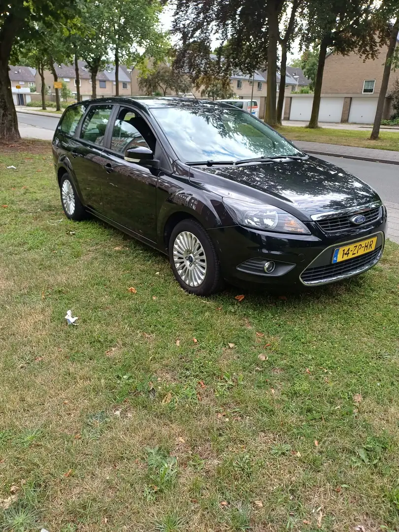 Ford Focus 1.6 Titanium Zwart - 1