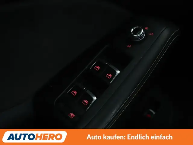 Audi SQ5 view 29
