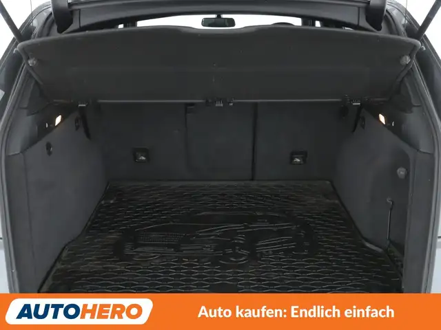 Audi SQ5 view 17