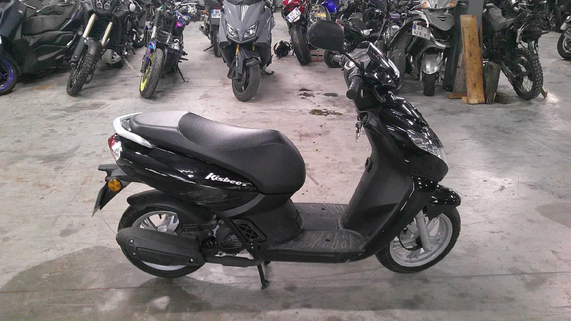 Peugeot Kisbee - 1