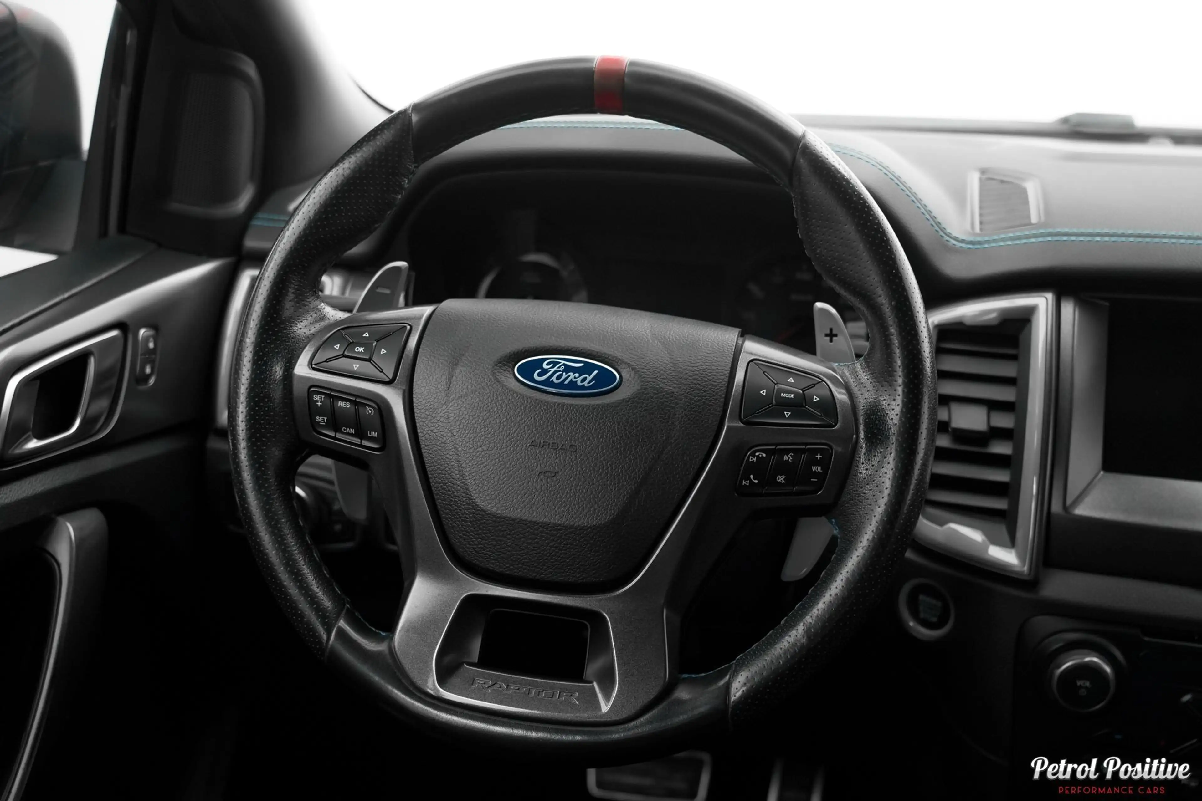 Ford Ranger Doppelkabine Raptor 4x4 MWST. Ausweisbar — photo 36
