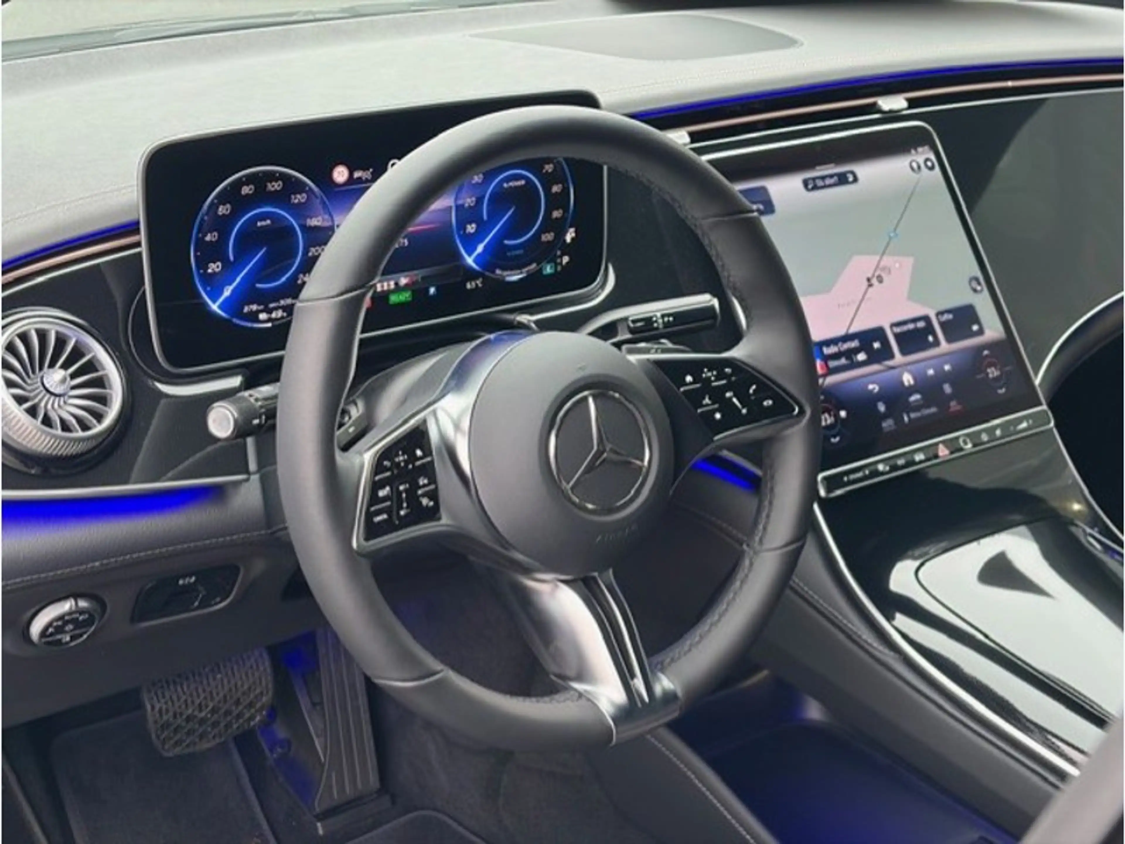 Mercedes-Benz EQE 300 Berline AMG Pack Night — photo 3